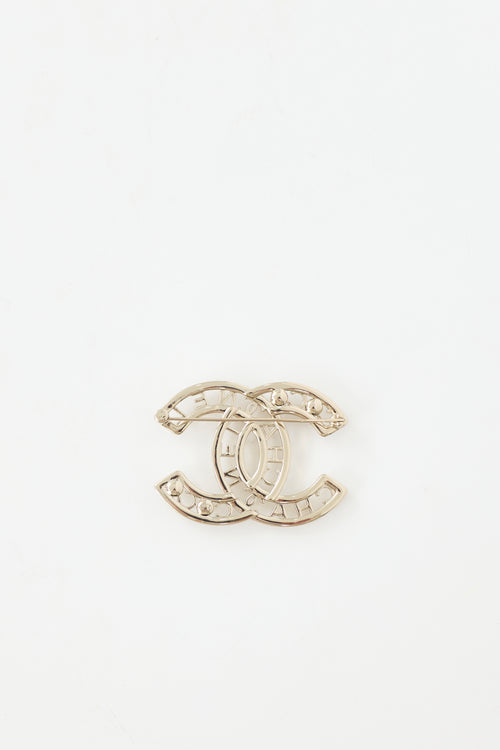 Chanel 2020 Pearl CC Brooch
