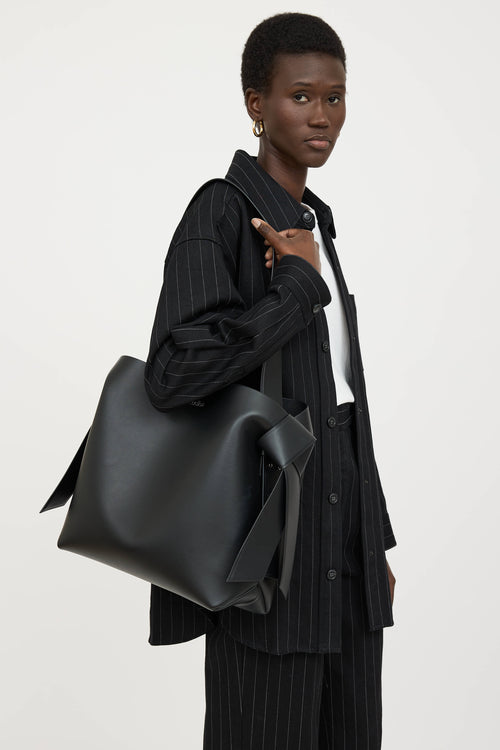 Acne StudiosLeather Musubi Knotted Bag