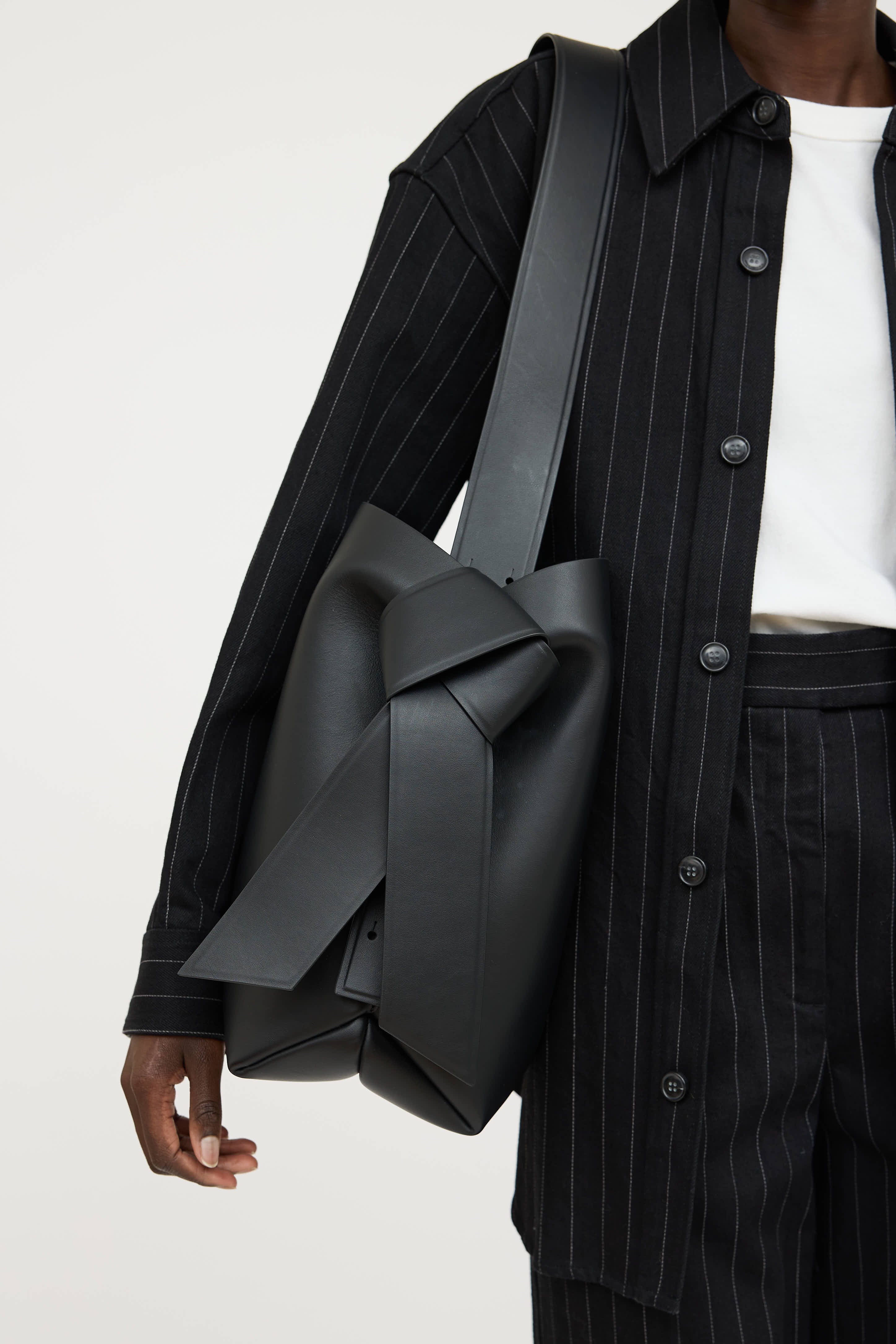 Acne StudiosLeather Musubi Knotted Bag
