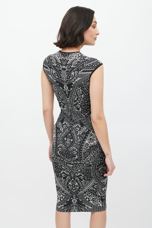 Alexander McQueen SS 2010 Black & White Knit Floral Dress