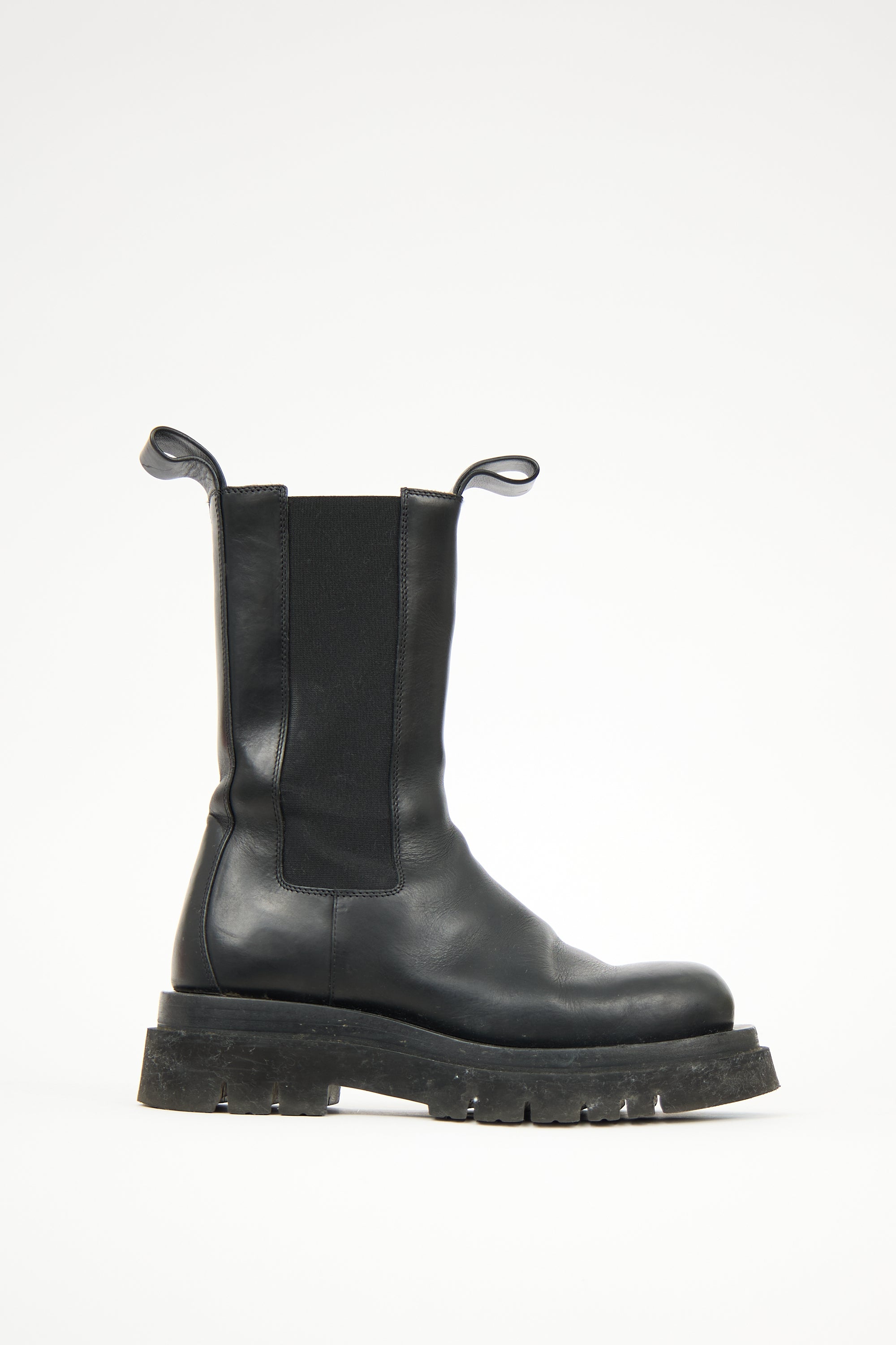 Bottega Veneta Leather Lug Chelsea Boot