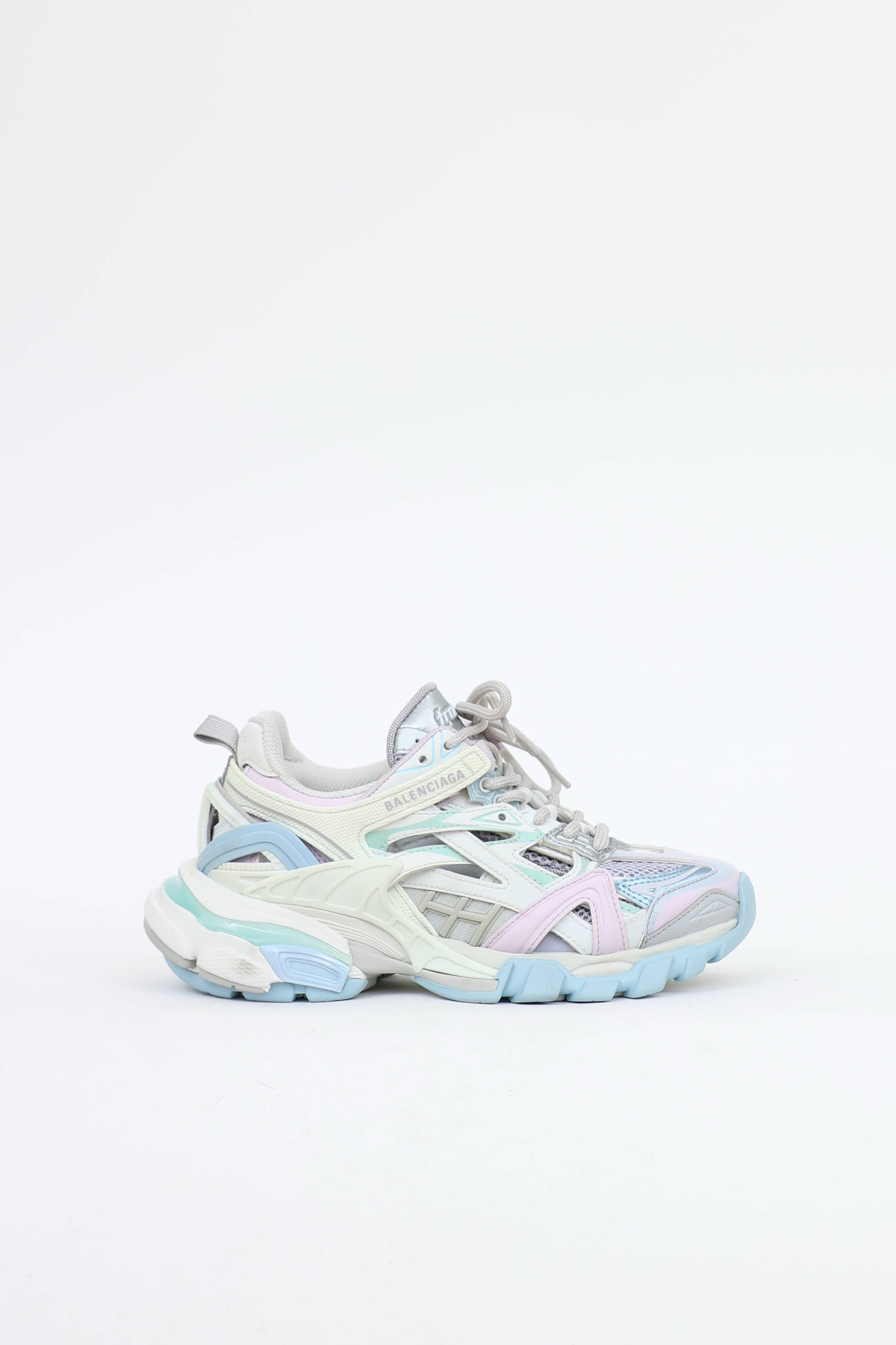 Track.2 Sneaker