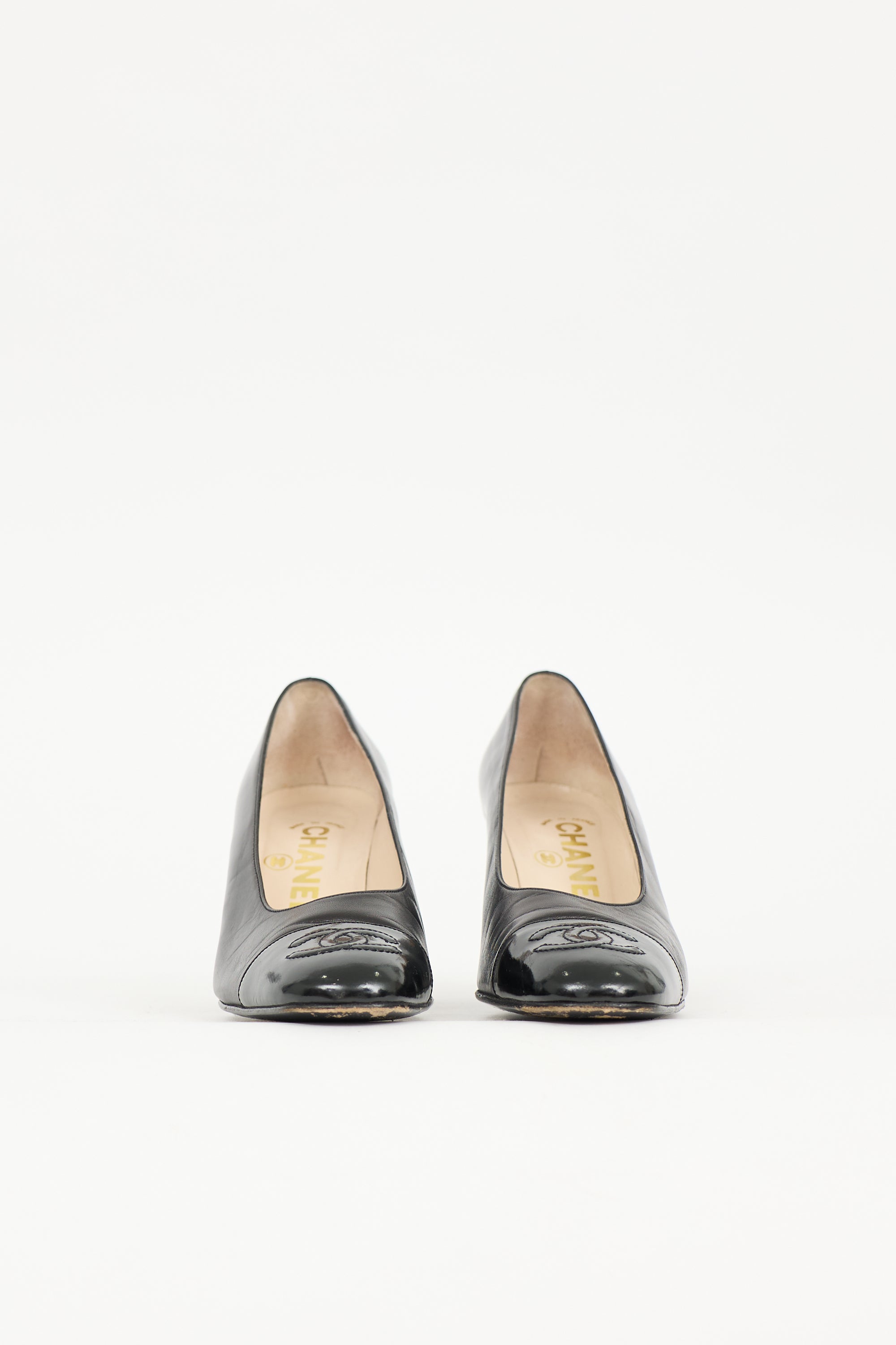 Chanel Vintage Leather CC Pump