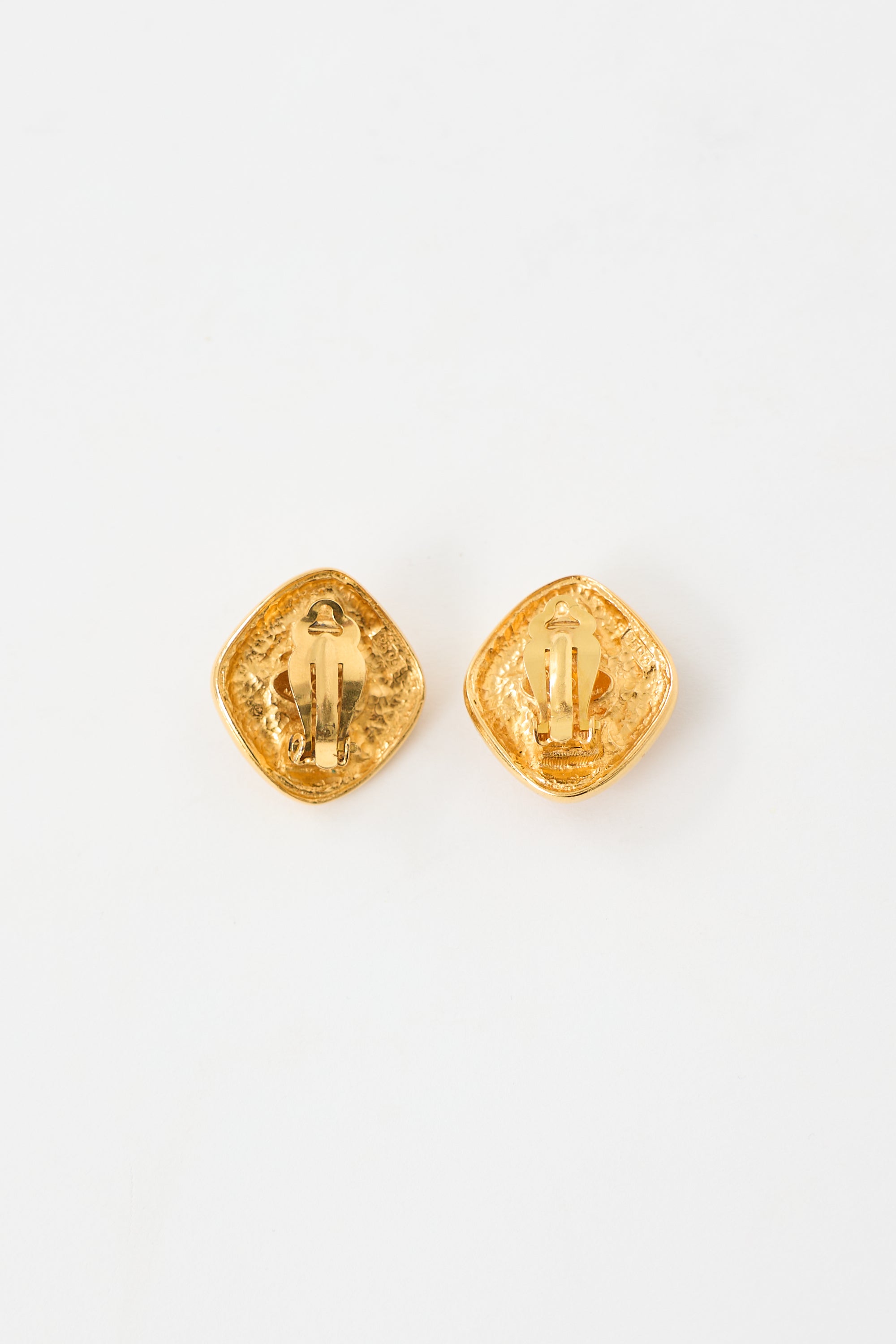 Chanel 1980s Faux Pearl Gripoix Clip On Earrings