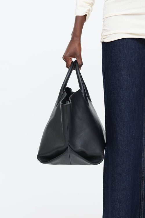 Khaite Leather Amelia Medium Tote Bag