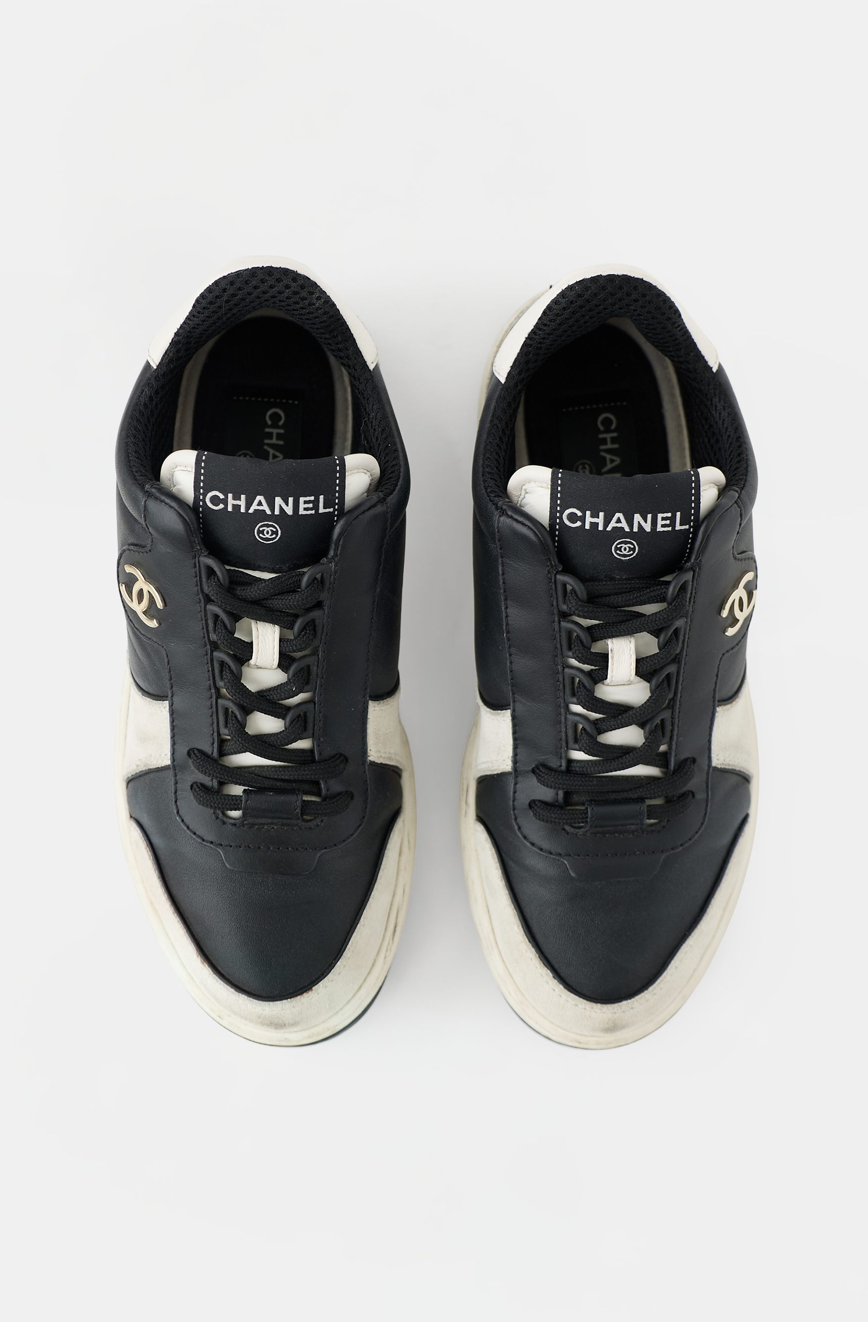 Chanel 2023 Leather CC Sneaker