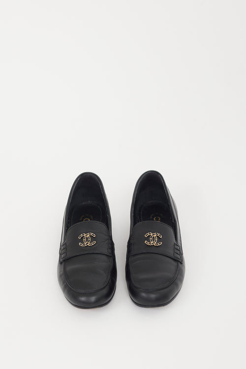Chanel Black & Gold Leather Chainlink Loafer