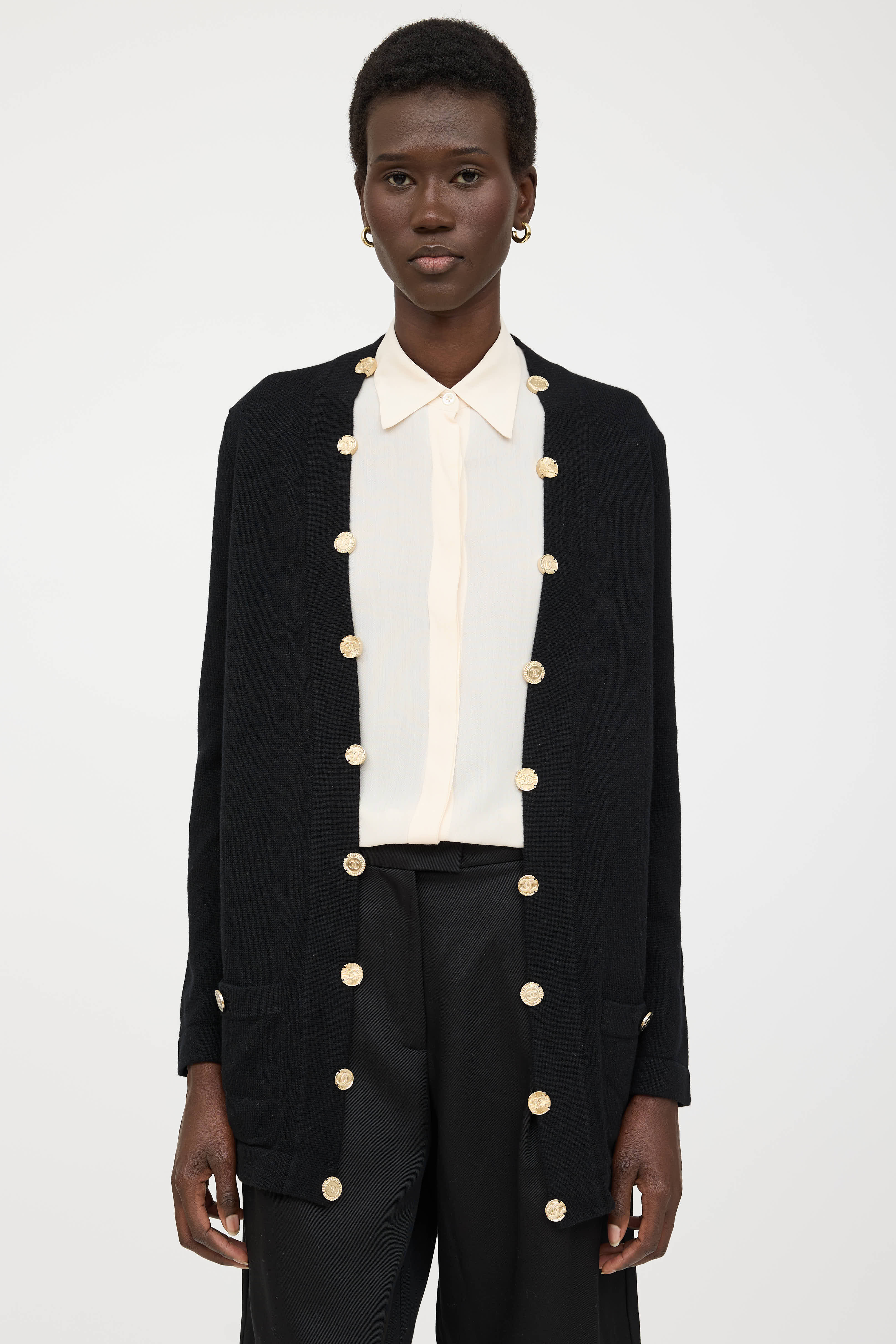 Chanel Pre-Fall 2022 Cashmere Knit Button Cardigan