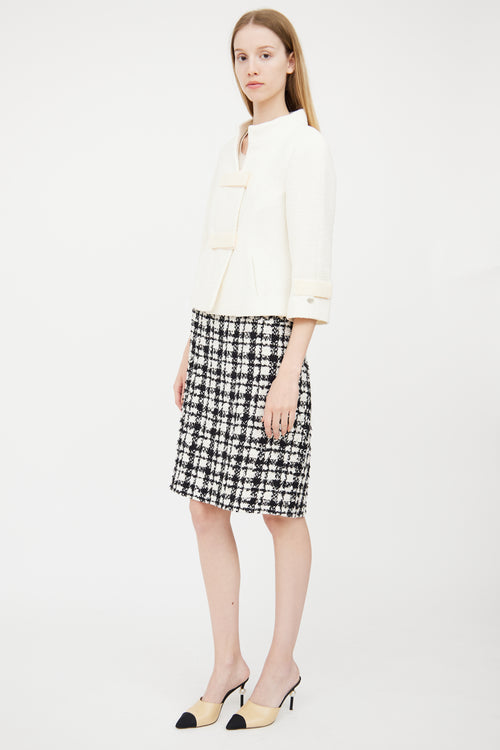 Chanel Spring 2005 Black & White Houndstooth Pencil Skirt