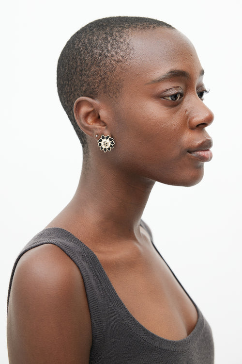 Chanel Cruise 2015 Black & White Flower Earring