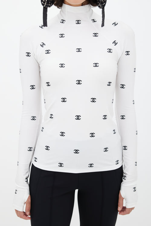Chanel Fall 2021 White & Black CC Turtleneck Top
