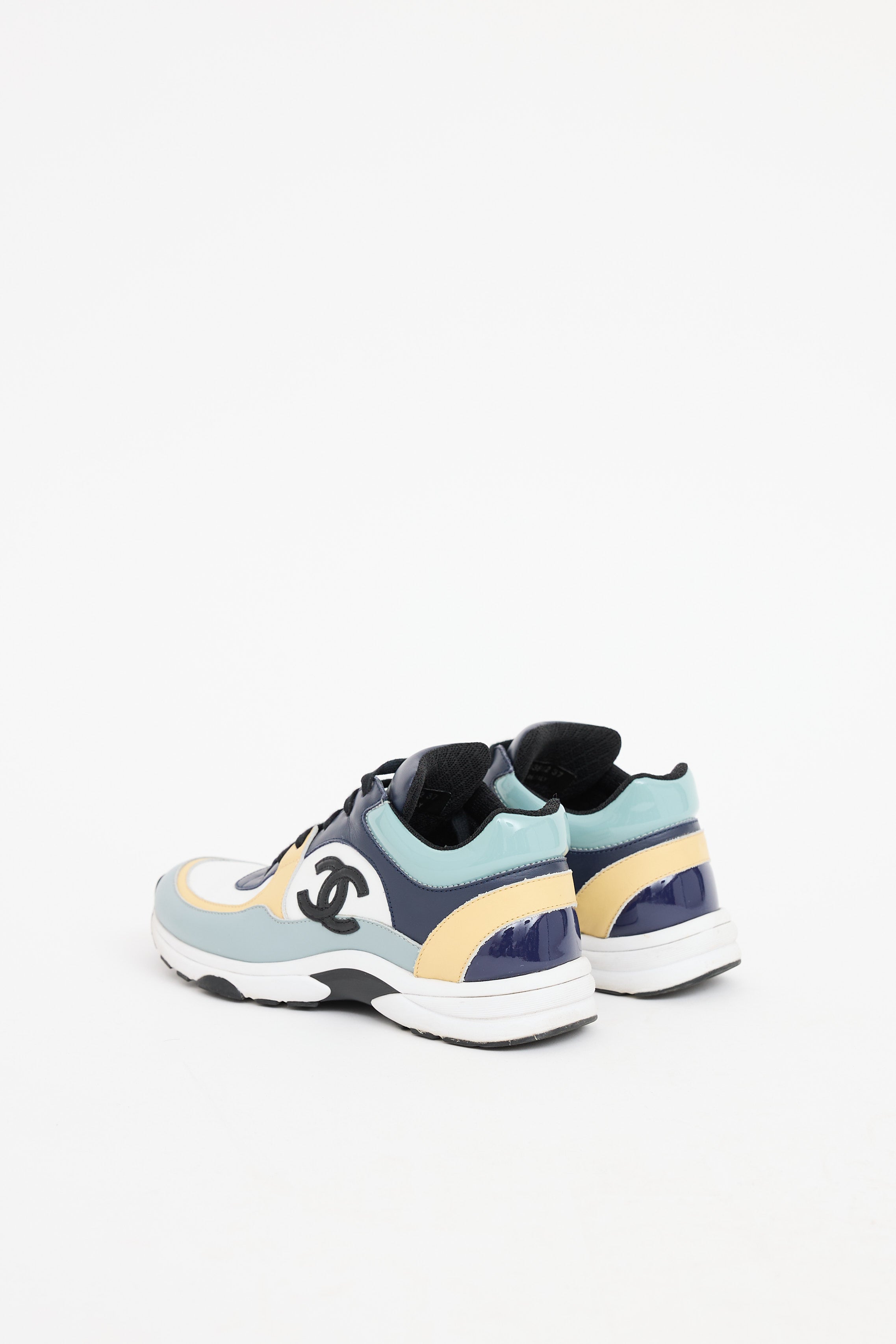 Chanel CC Leather Sneakers