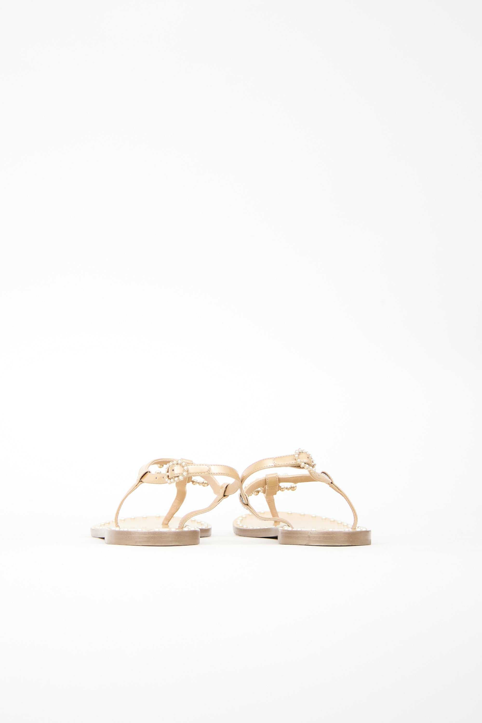 Chanel Vernis Pearl CC Sandal