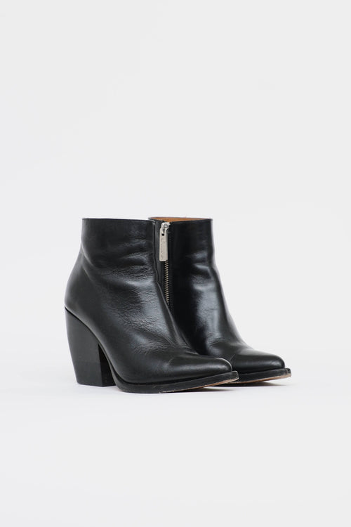 Chloé Pointed Toe Booties