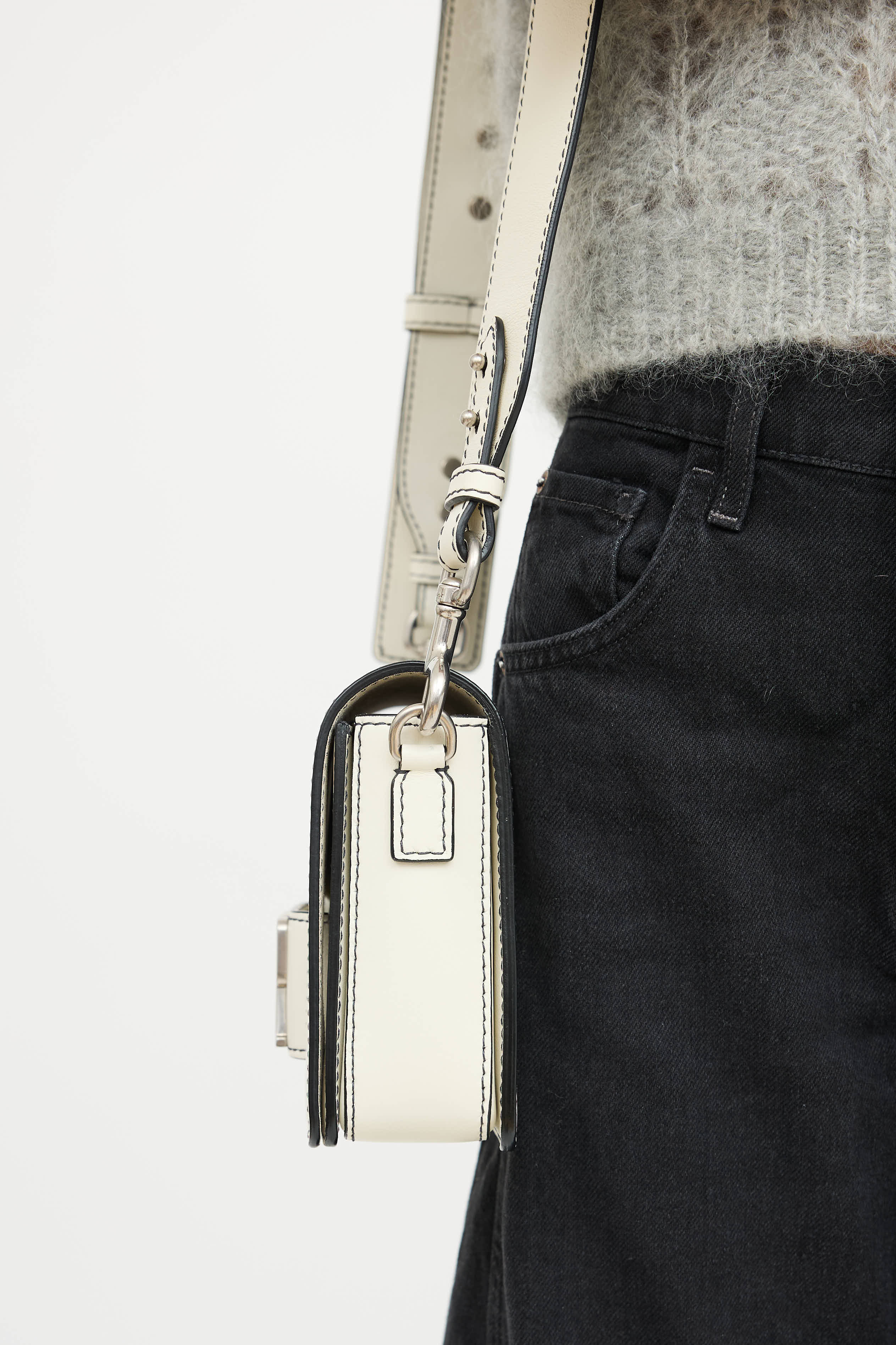 Dior Medium Dio(r)evolution Flap Crossbody Bag
