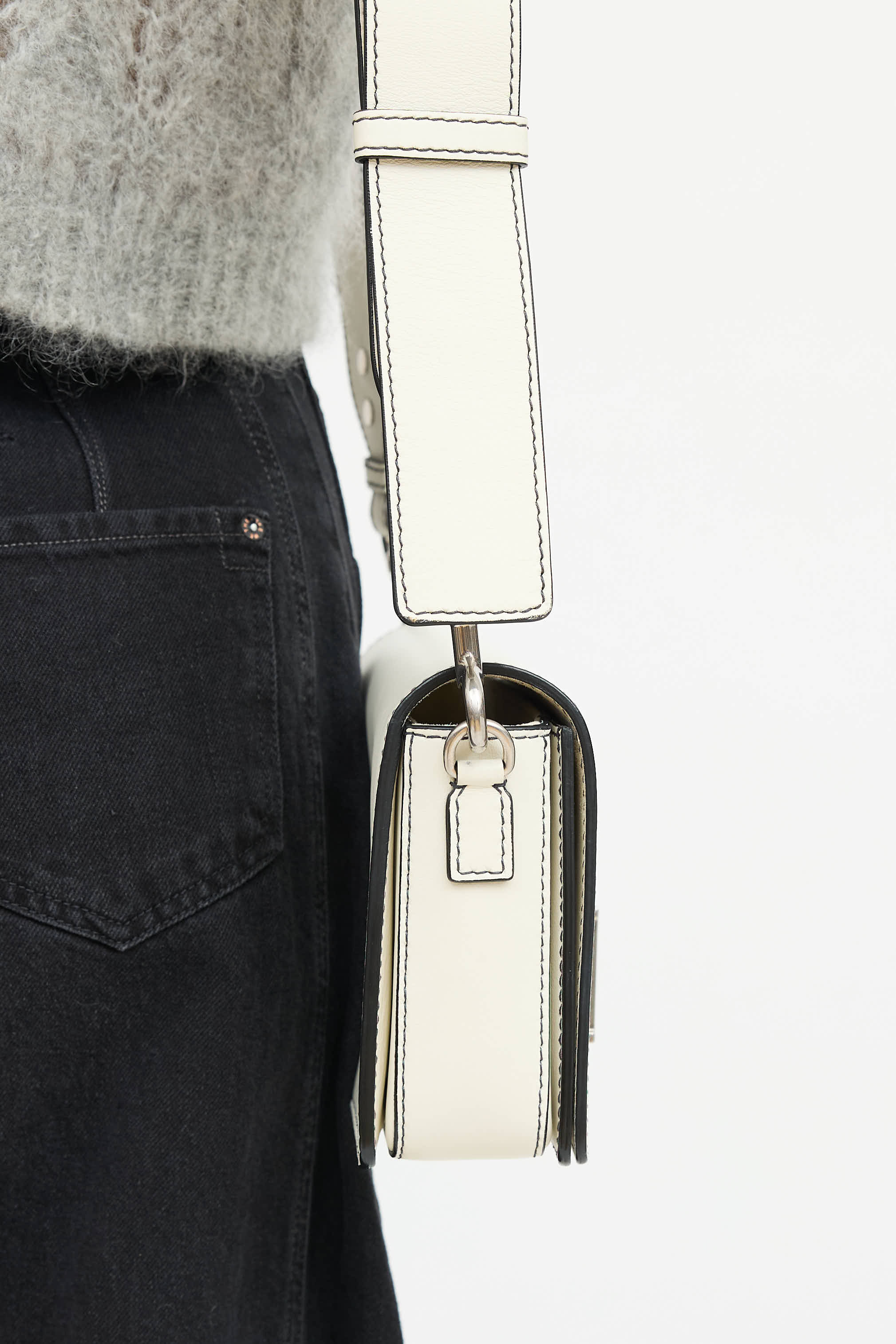 Dior Medium Dio(r)evolution Flap Crossbody Bag
