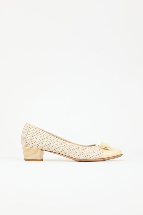Ferragamo Vara Bow Pump