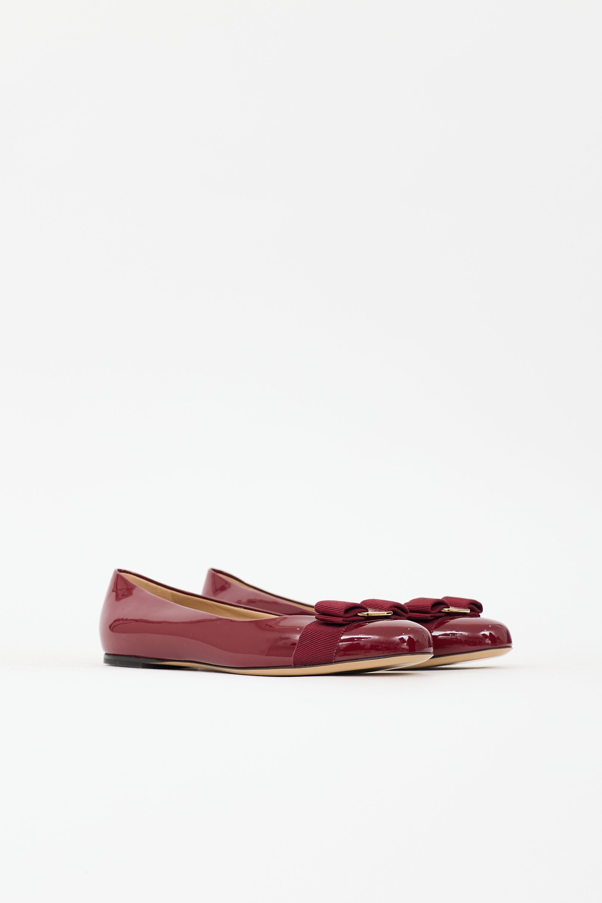 Ferragamo Patent Vara Bow Flat