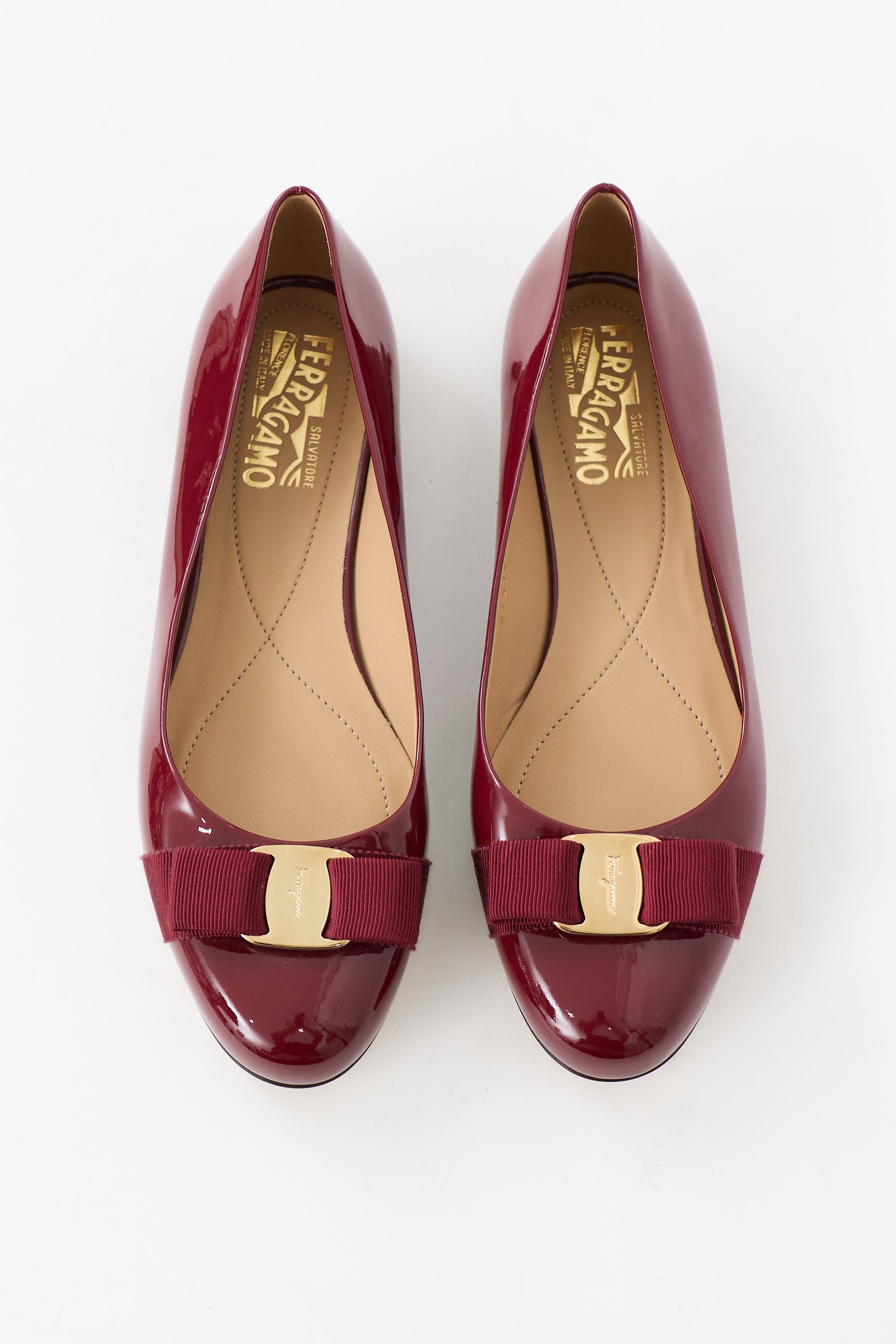 Ferragamo Patent Vara Bow Flat
