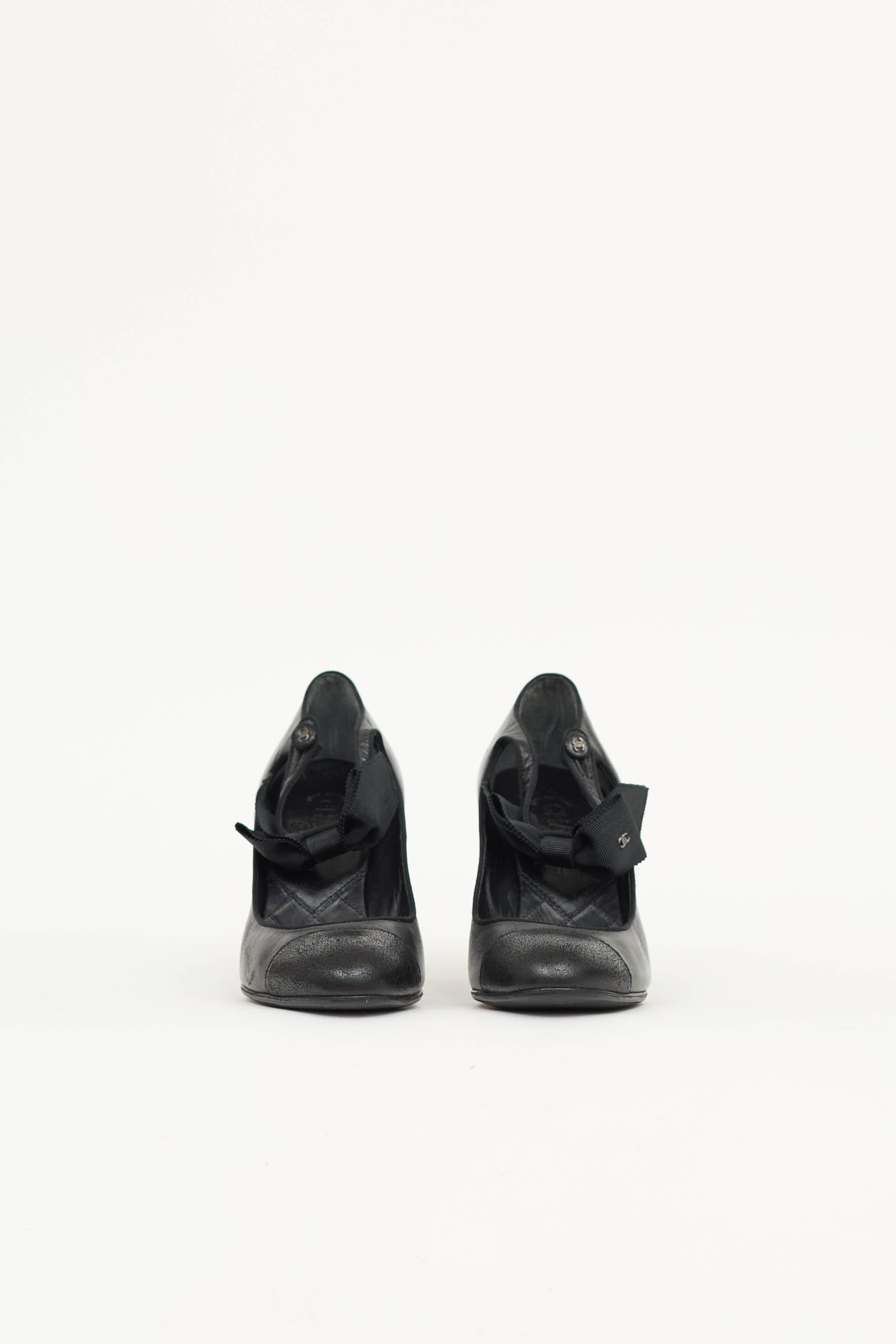 Chanel 2007 Leather CC Bow Mary Jane Pump