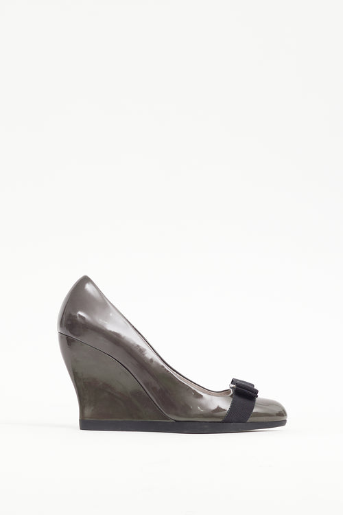 Ferragamo Green & Black Patent Leather Flo Vara Heel