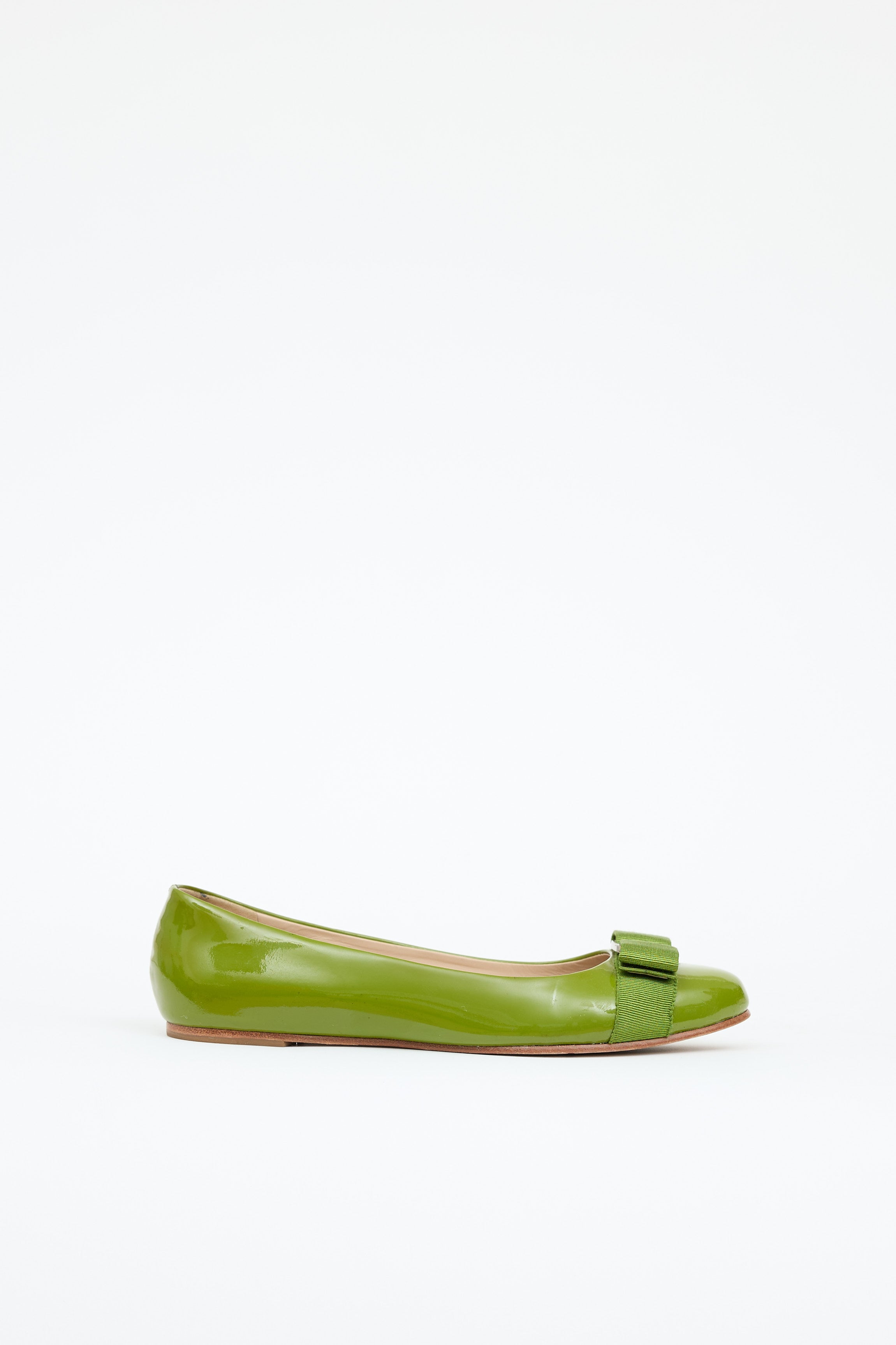 Ferragamo Patent Vera Bow Flat