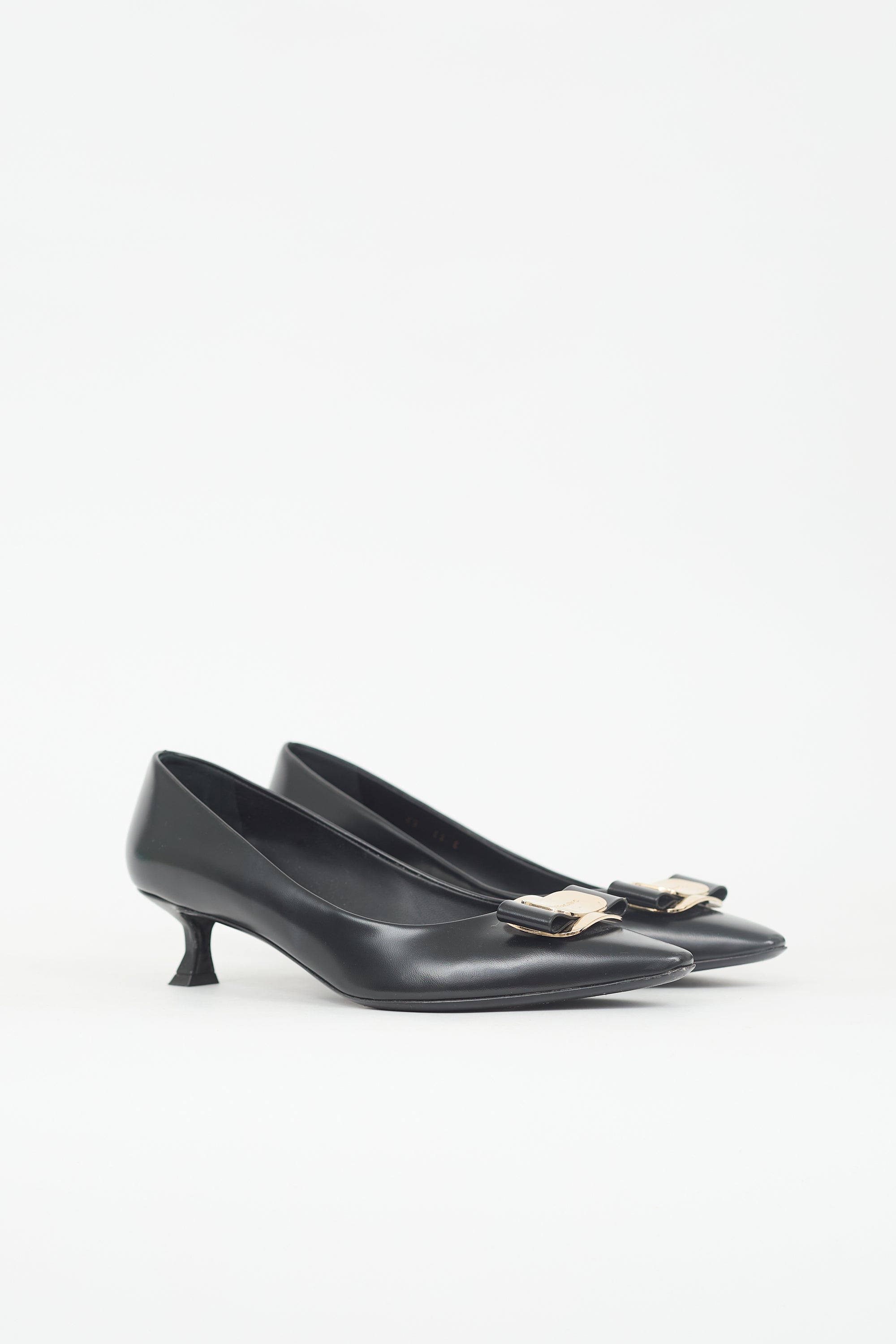 Ferragamo Leather New Vara Pump