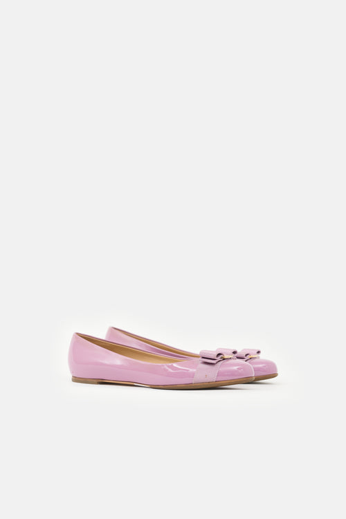 Ferragamo Patent Vara Bow Flat