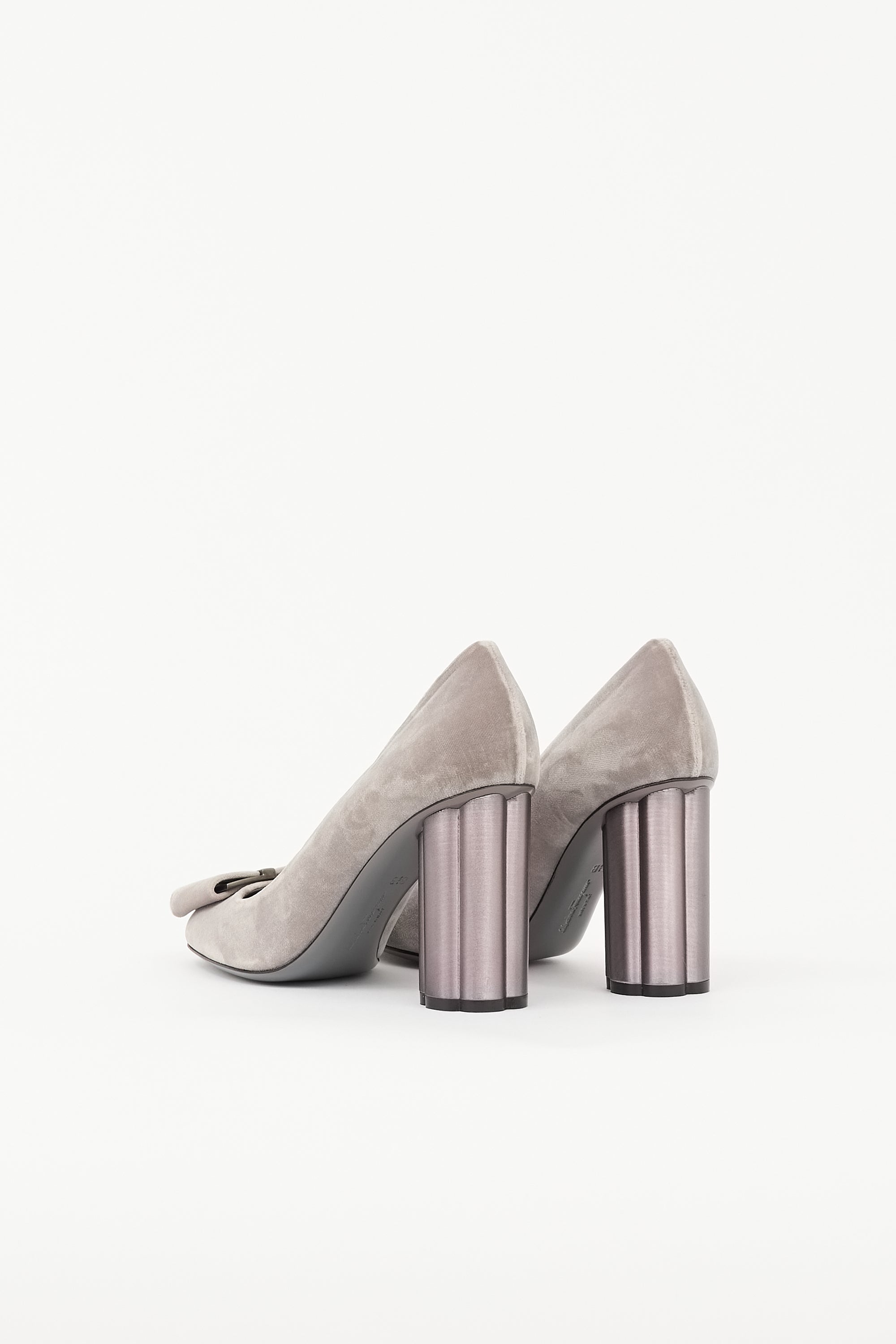 Ferragamo Velvet Viva Bow Pump