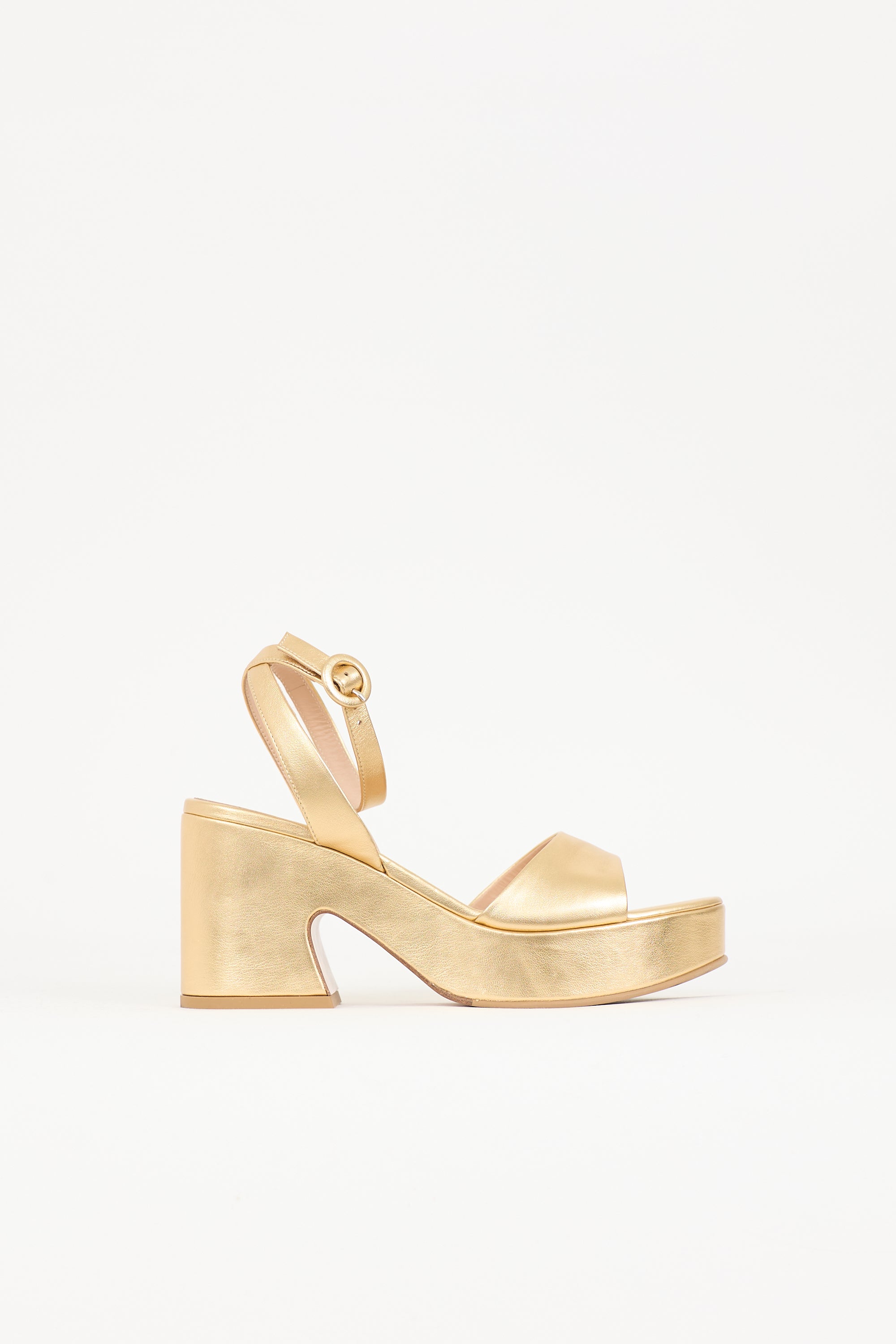 Gianvito Rossi Leather Alma Heel