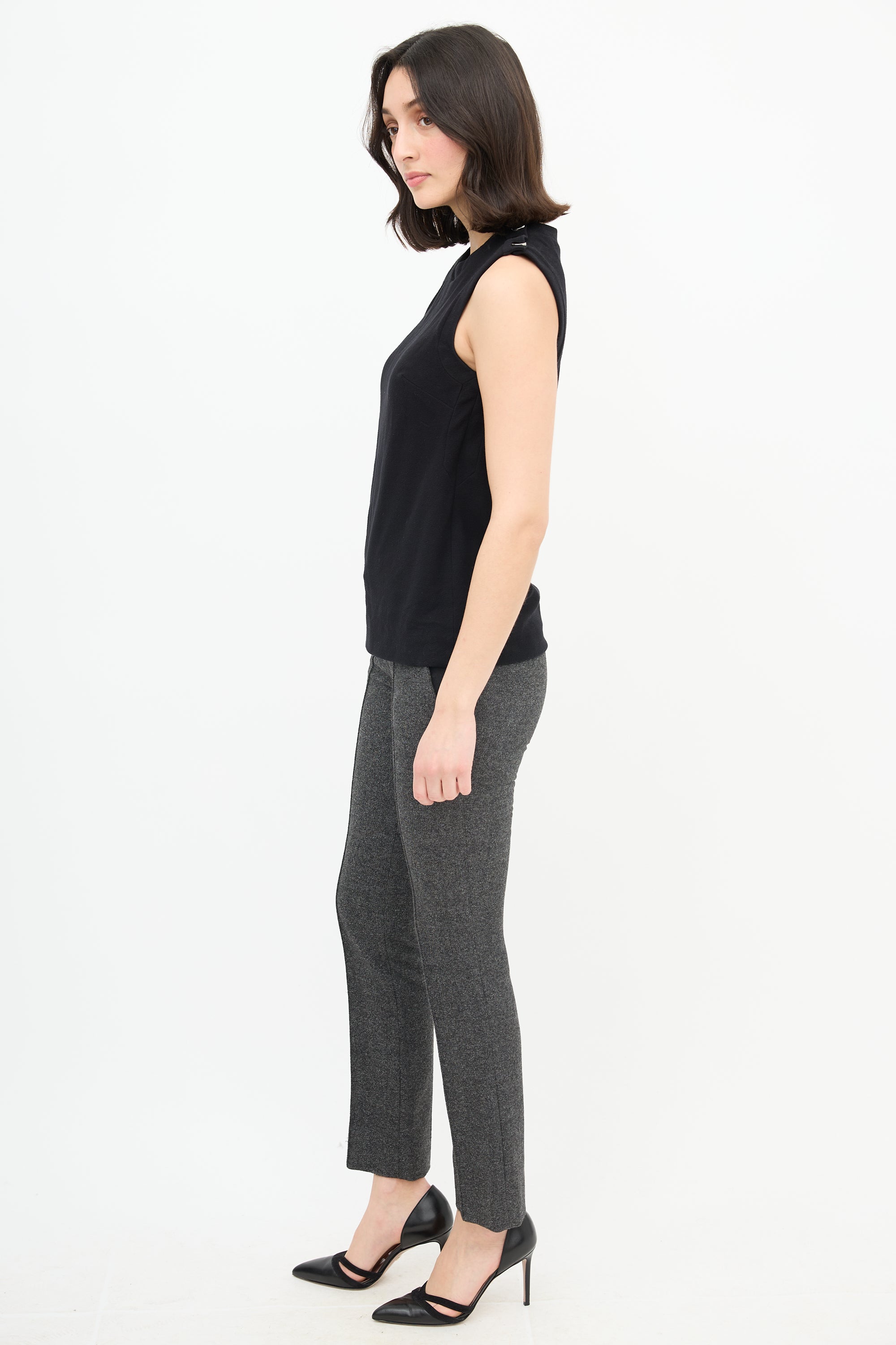 Gucci Buttoned Sleeveless Blouse