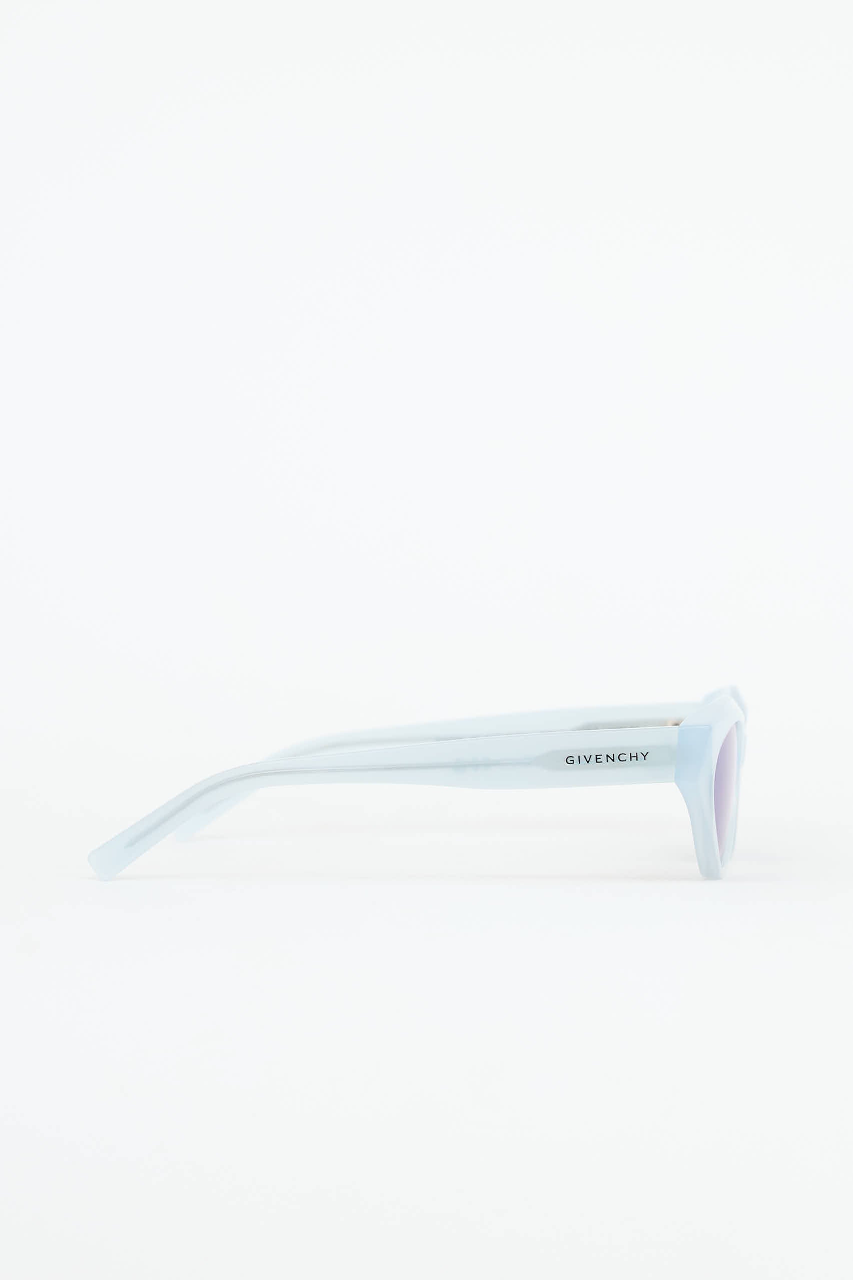 Givenchy GV40025U Tapered Sunglasses
