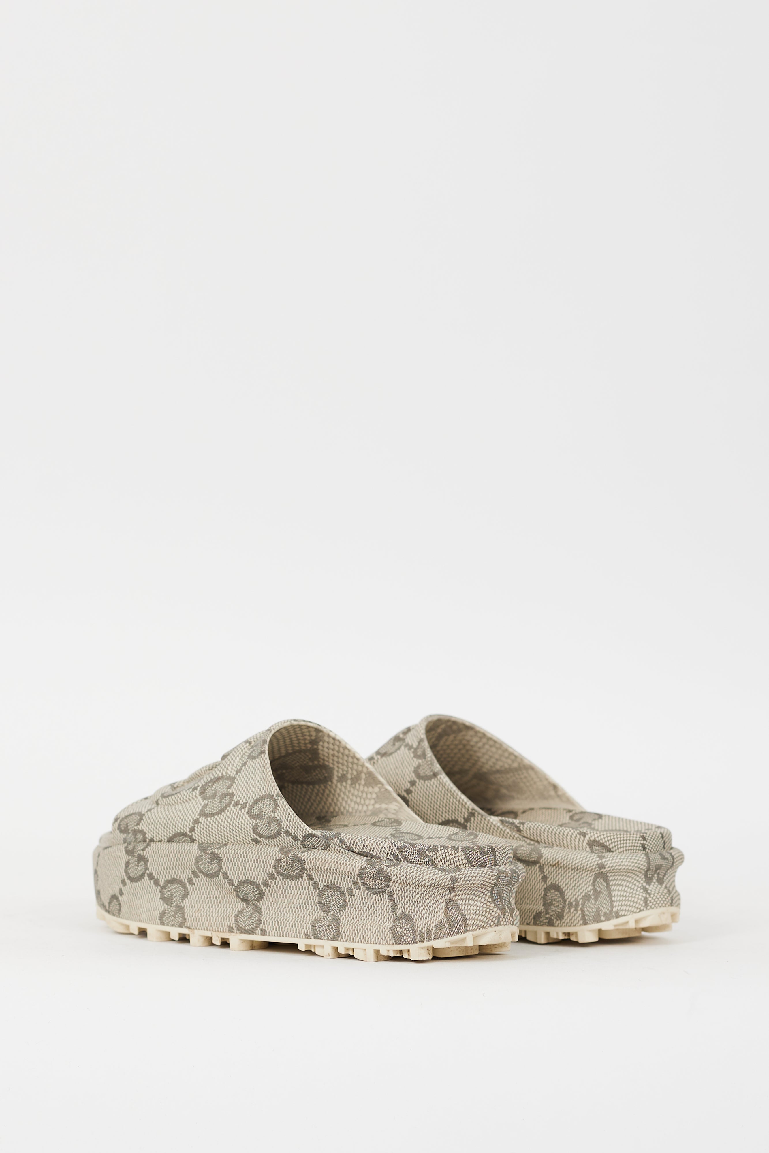 Gucci Beige & Grey Interlocking GG Platform Slide