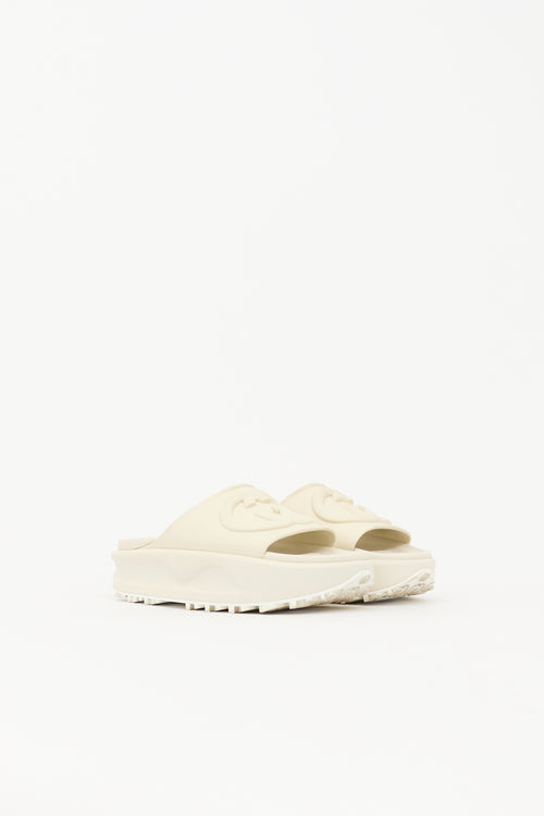 Gucci Rubber Interlocking GG Slide