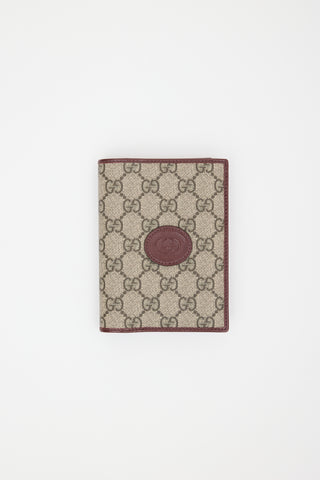 Gucci GG Supreme Passport Holder