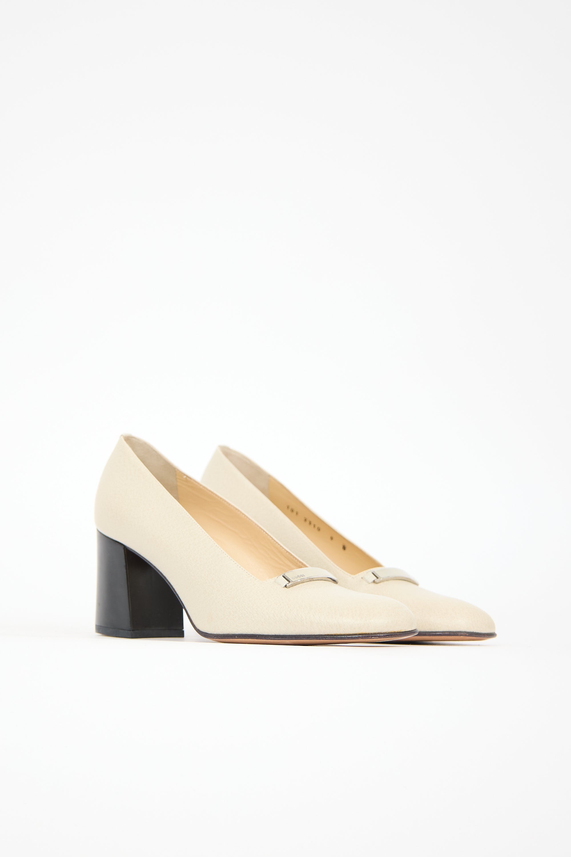 Gucci Leather Logo Pump