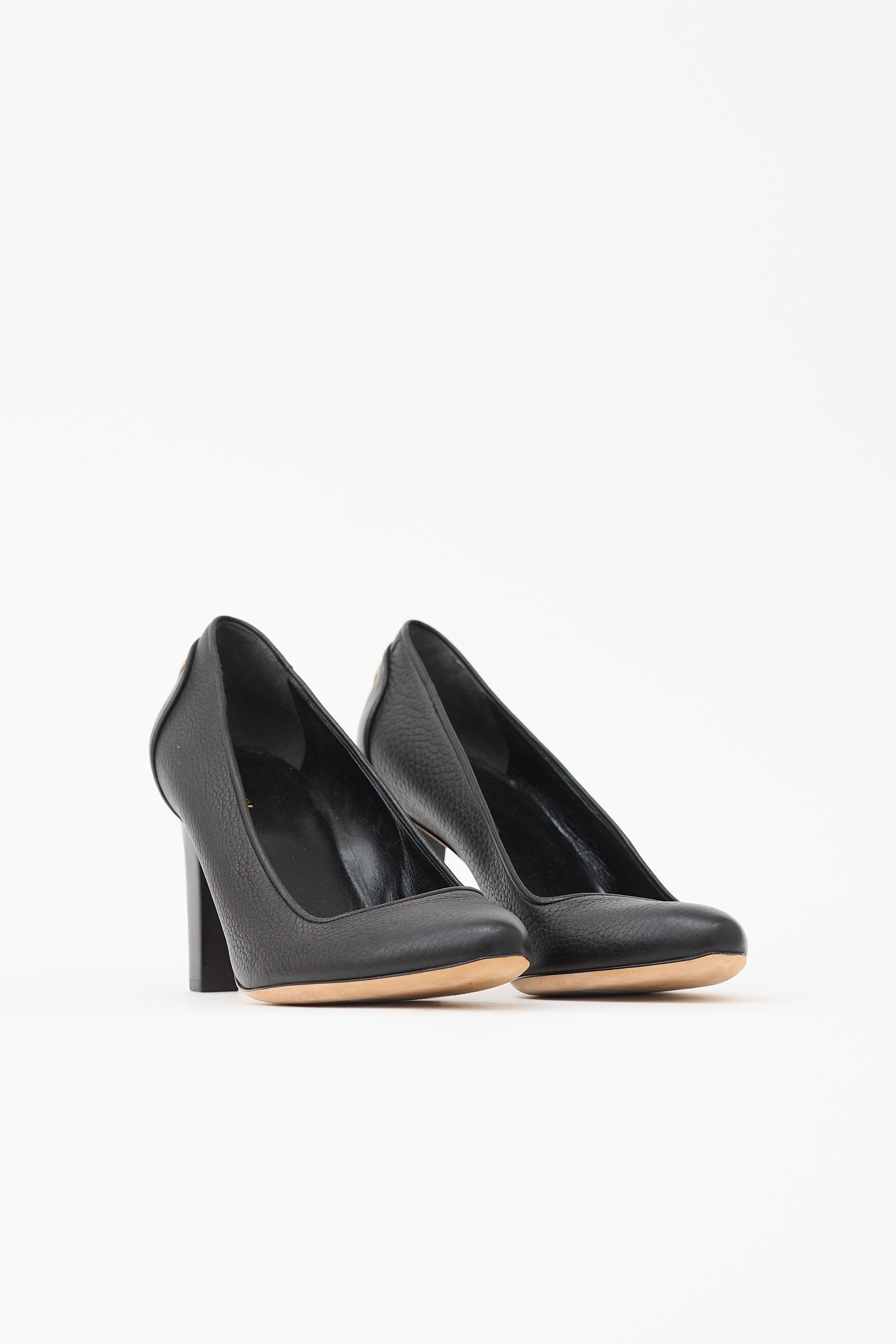 Gucci Pebbled Leather GG Pump