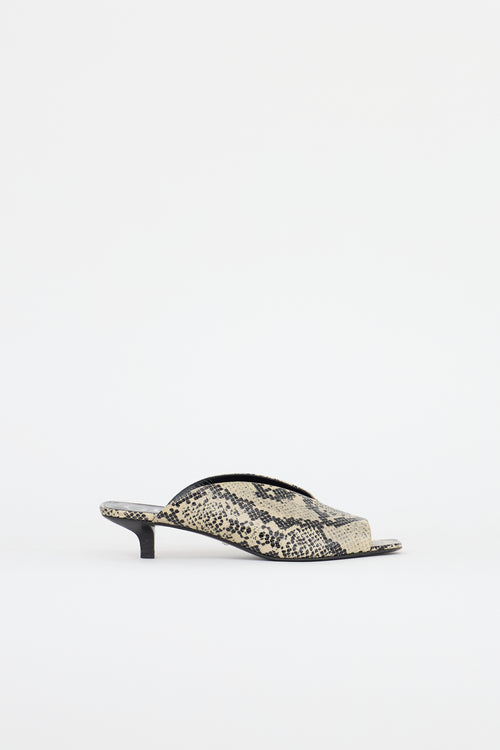 Gucci Textured Leather Mule