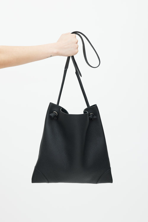 Hermès 2020 Black Leather Silky City PM Bag