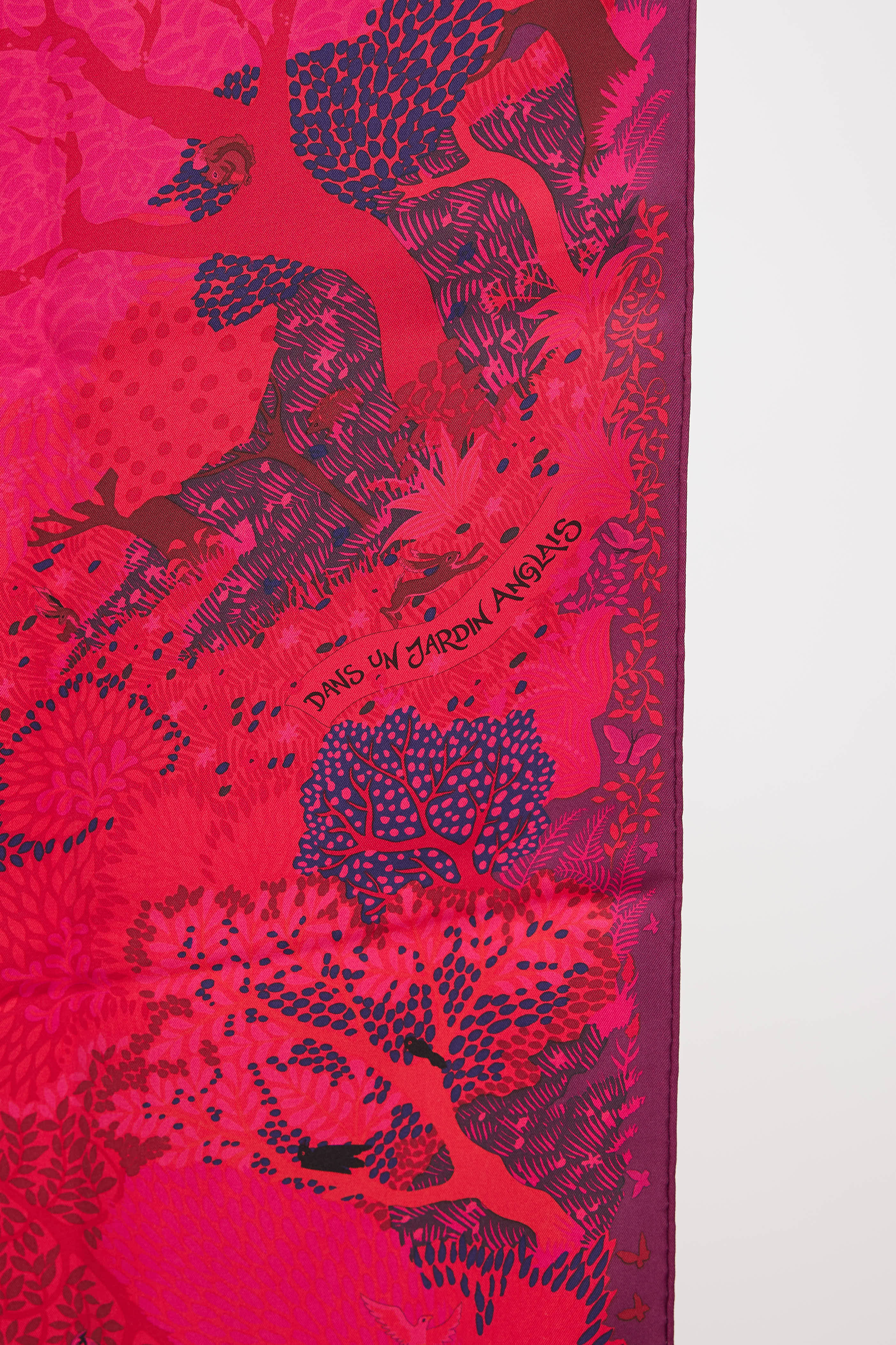 Hermès Dans Un Jardin Anglais Silk Scarf