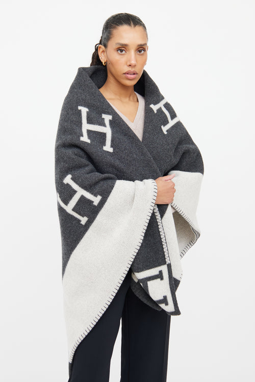 Hermès Grey Ecru & Gris Fonce Avalon Blanket