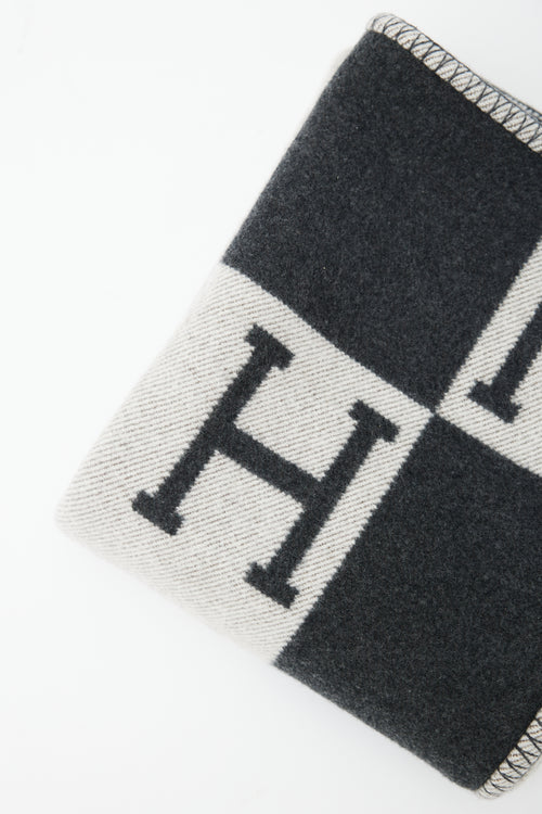 Hermès Grey Cashmere & Merino Wool Avalon Throw Blanket
