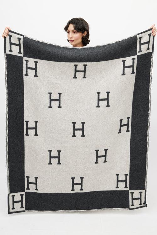 Hermès Grey Cashmere & Merino Wool Avalon Throw Blanket