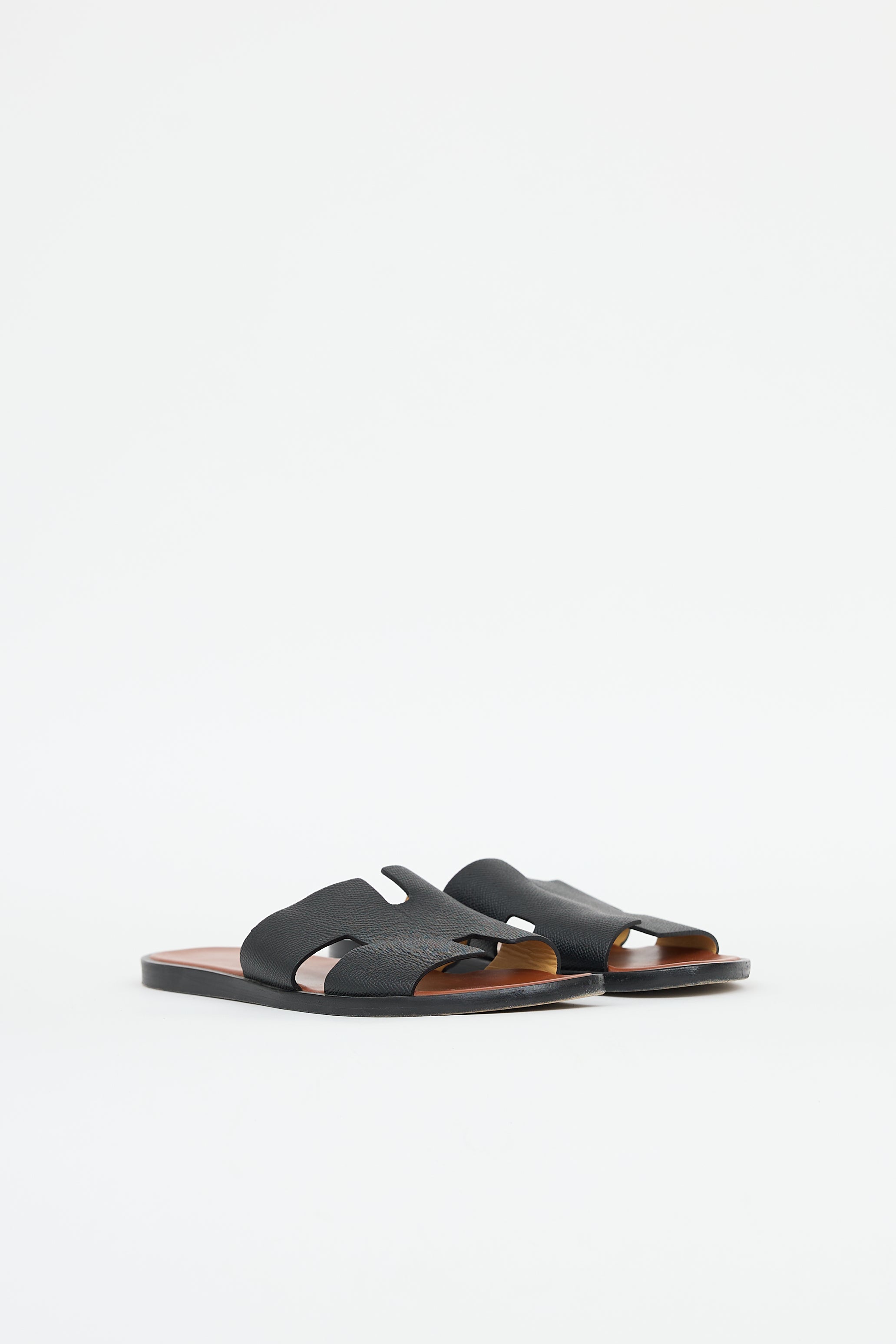 Hermès Noir leather Izmir H sandals