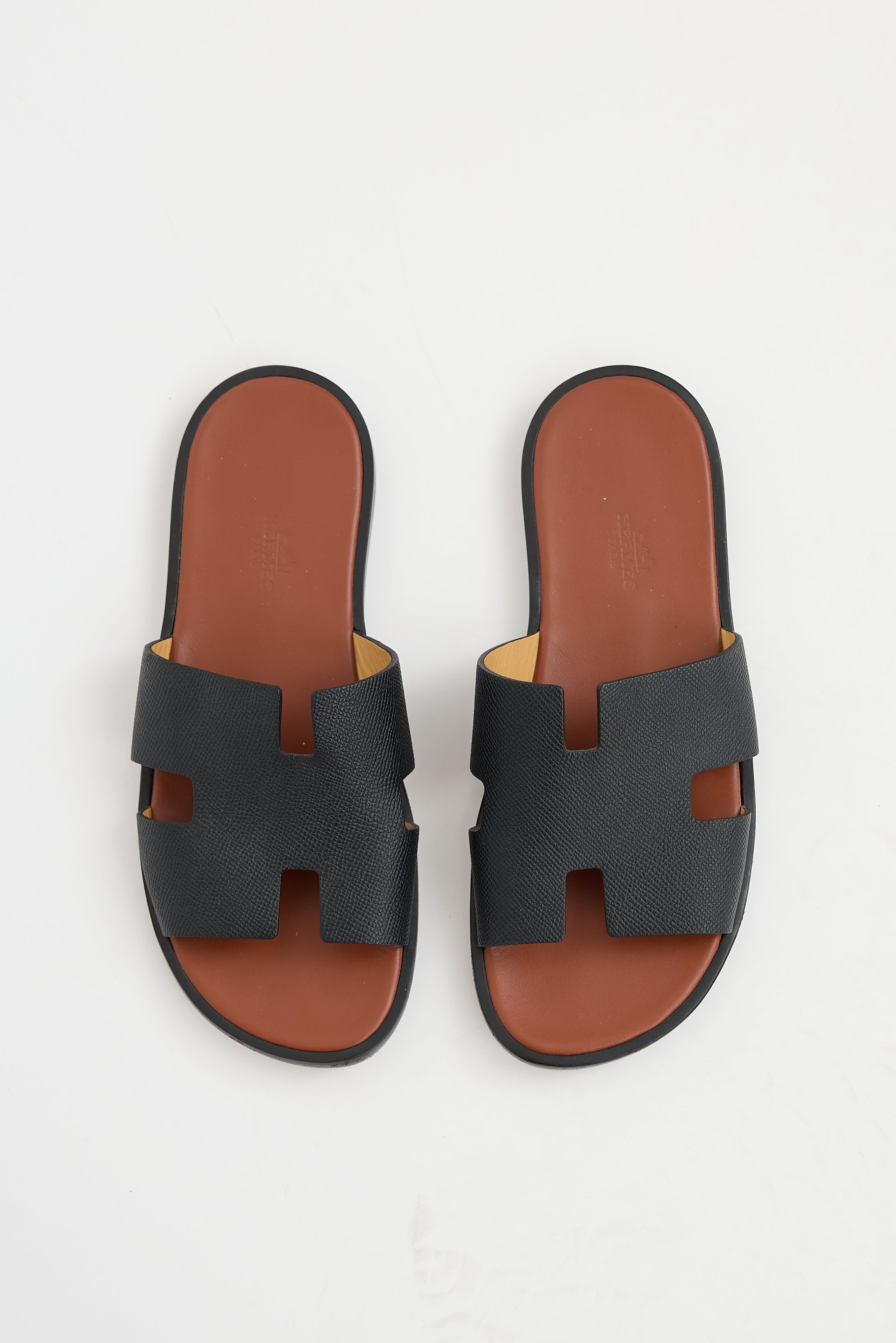 Hermès Noir leather Izmir H sandals