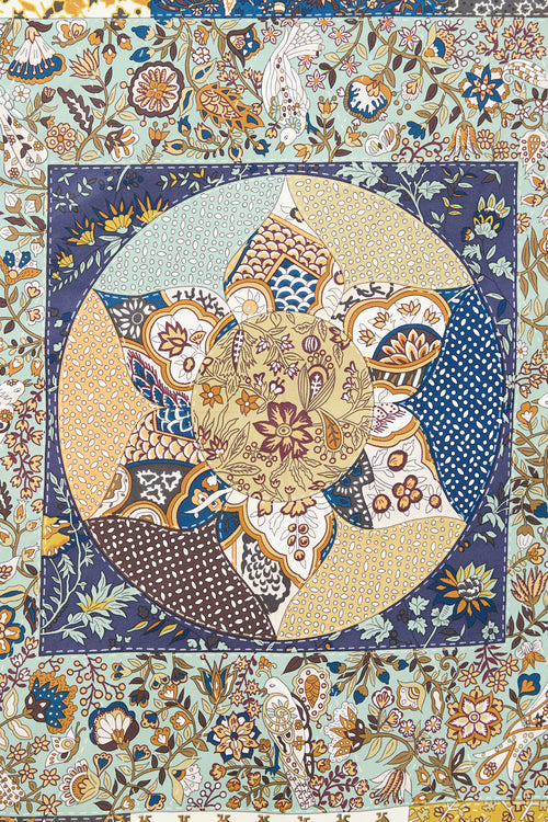 Hermès Silk Piqué Fleuri De Provence 45 Scarf