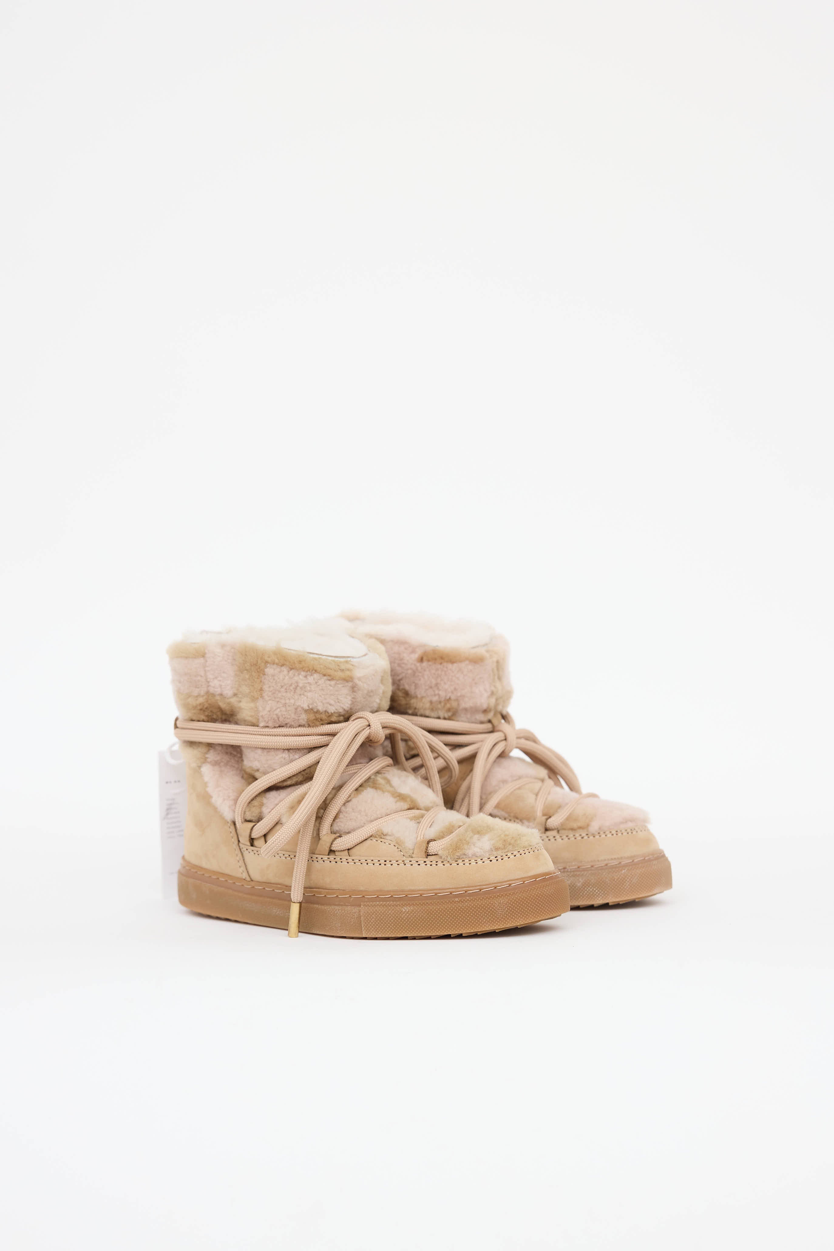 Inuikii ZigZag Boot