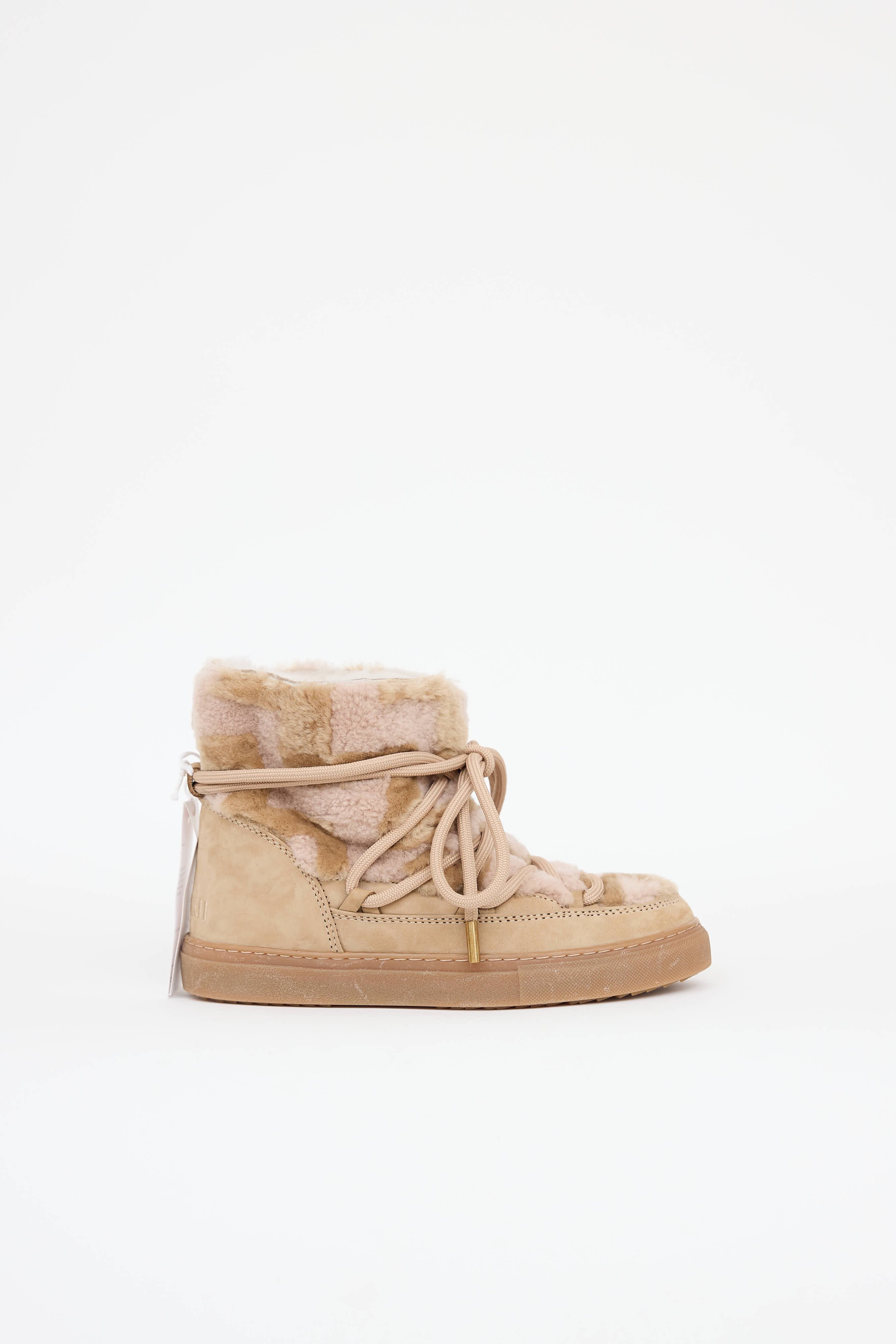 Inuikii ZigZag Boot