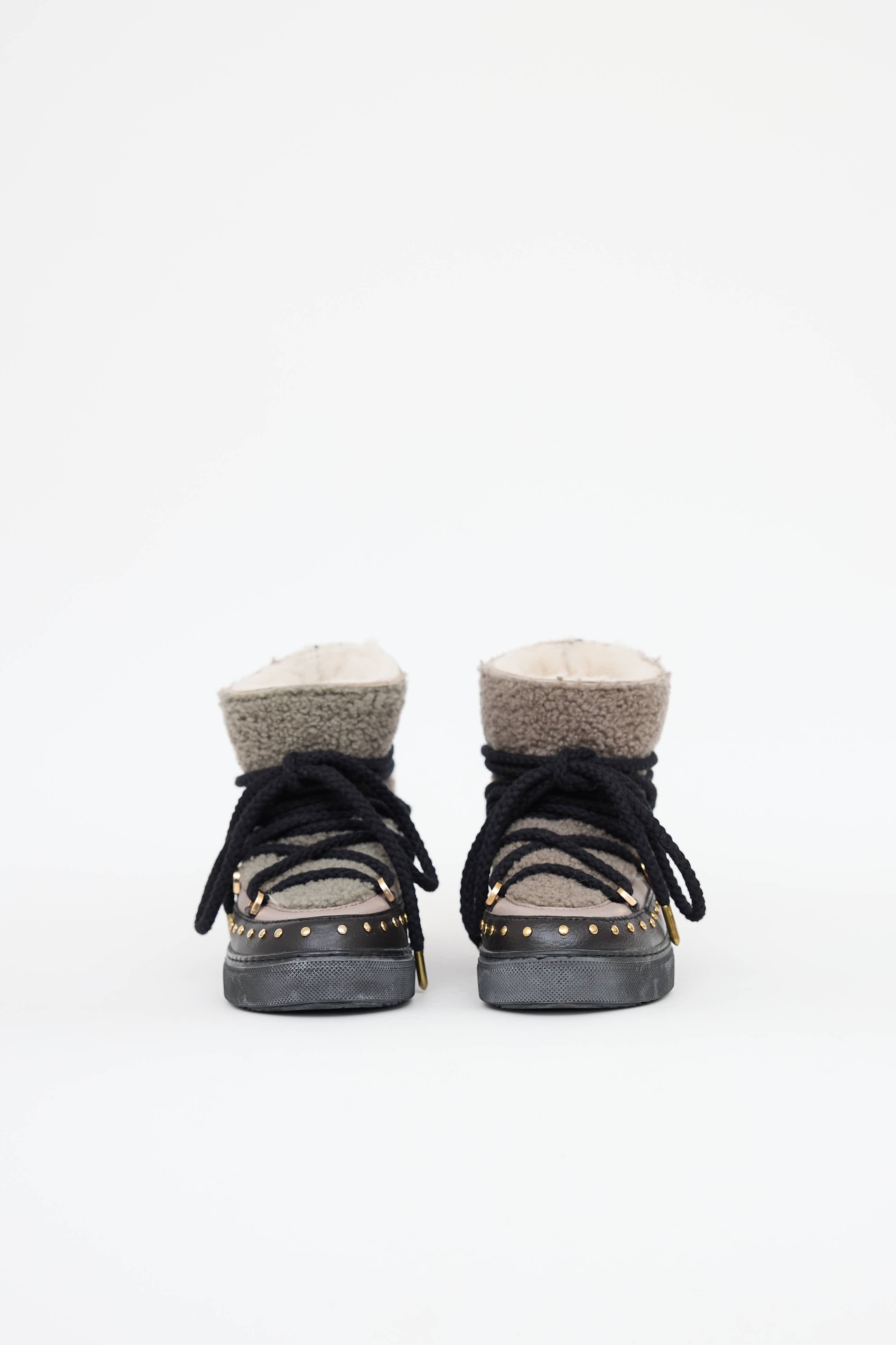 Inuikii ZigZag Boot