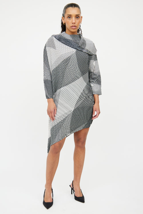 Issey Miyake Black & White Pleated Dress